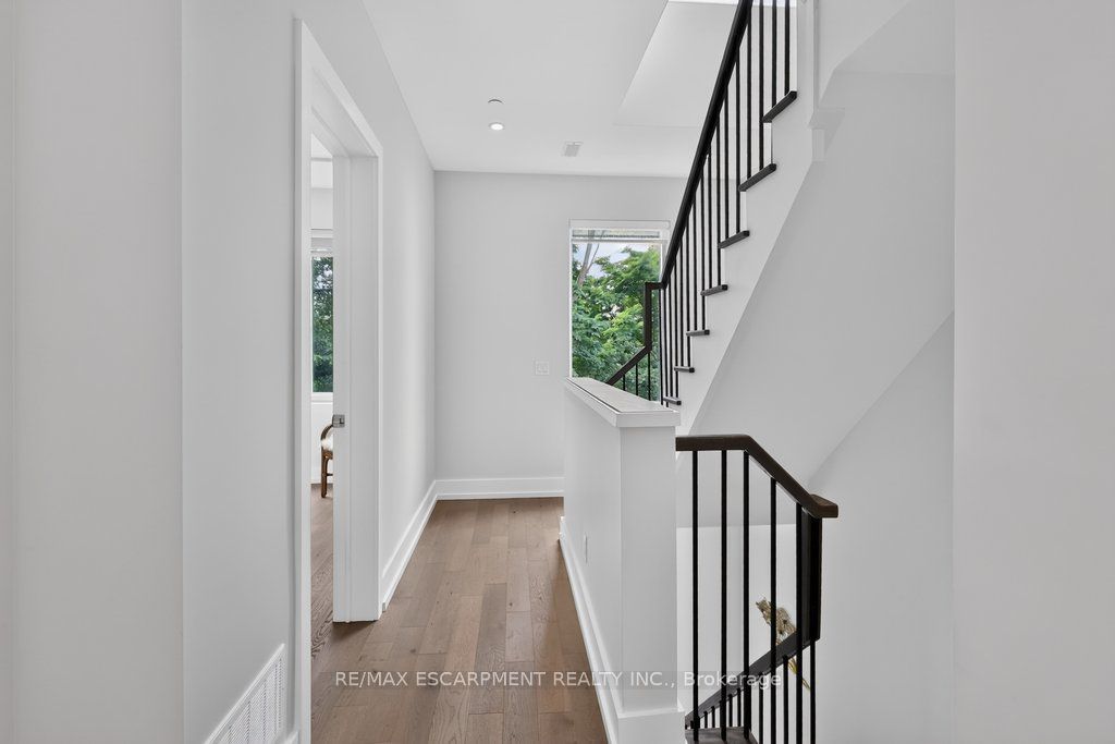 21 Godfreys Lane Property Photo 26