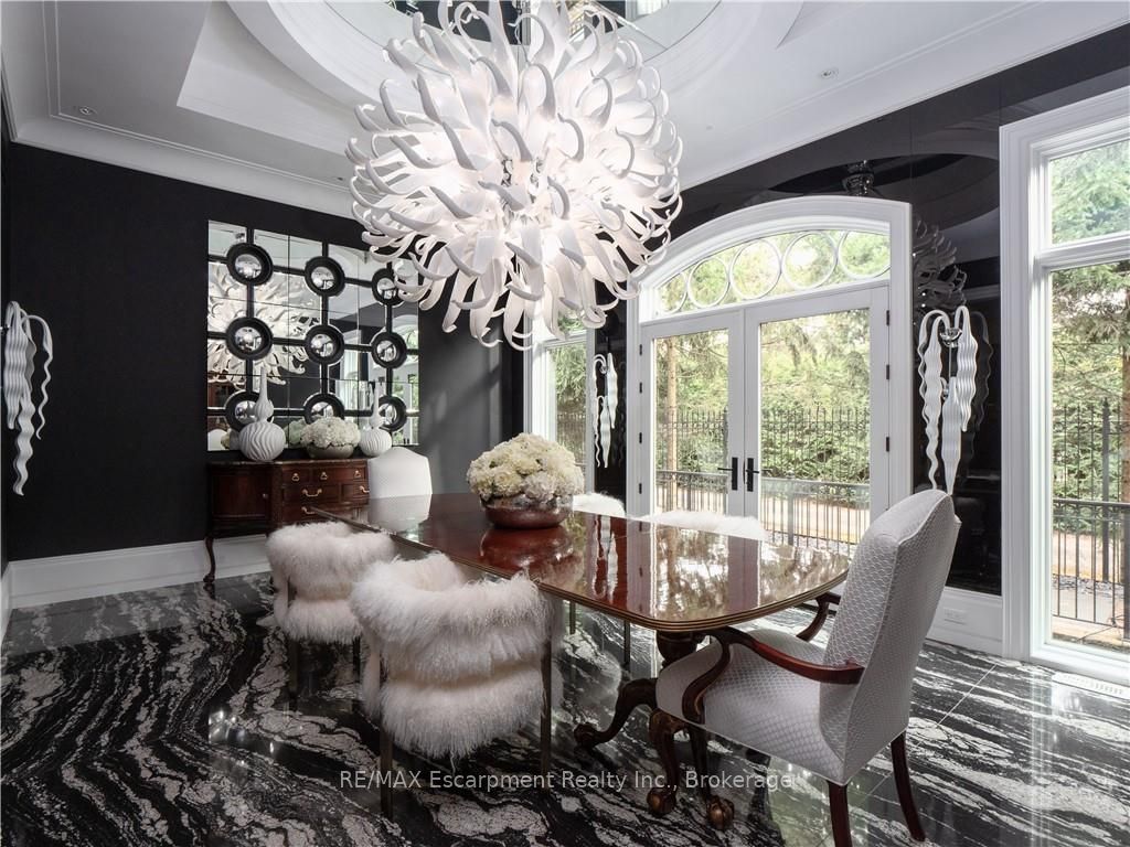 15 Chartwell Road Property Photo 6