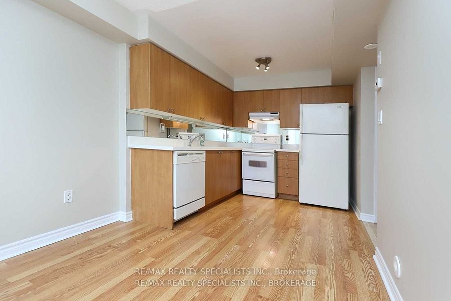 4620 Guildwood Way 44 Property Photo 10