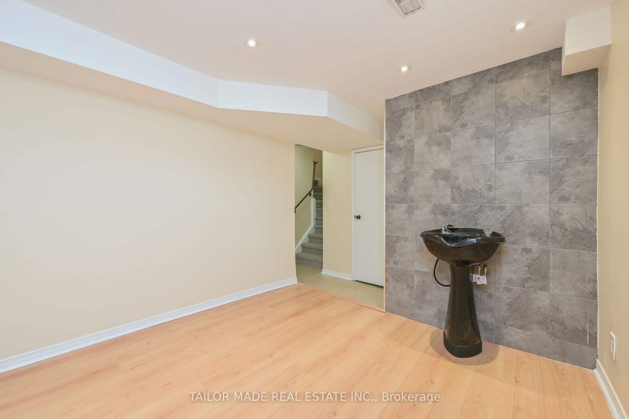 79 Guildford Crescent 79 Property Photo 25