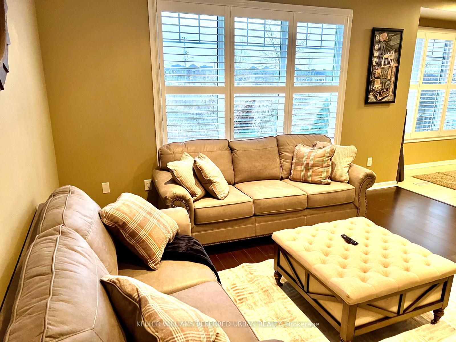 1069 Farmstead Drive Property Photo 4