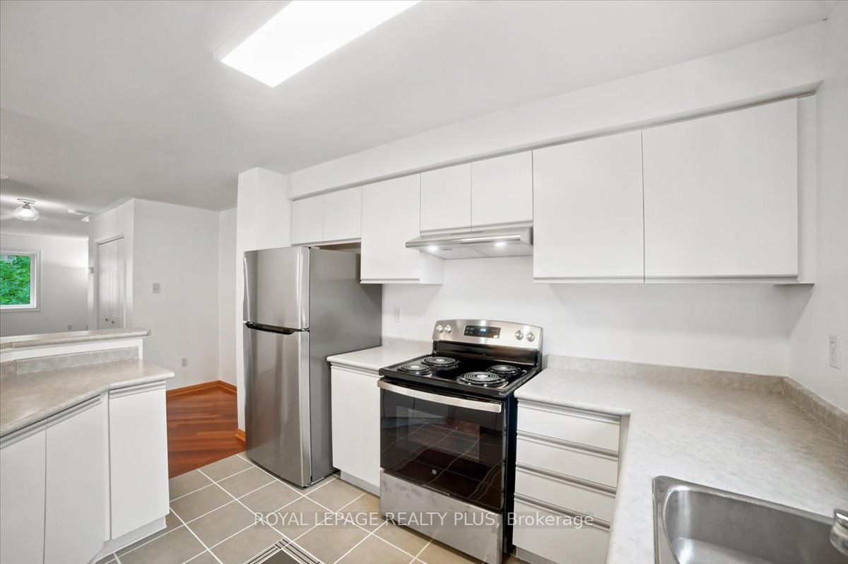 45 Bristol Road E 15 Property Photo 9