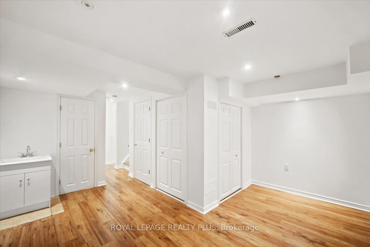 45 Bristol Road E 15 Property Photo 25