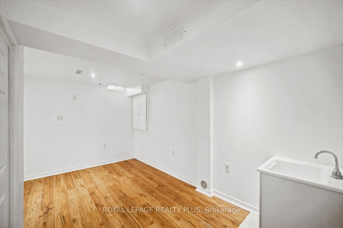 45 Bristol Road E 15 Property Photo 27