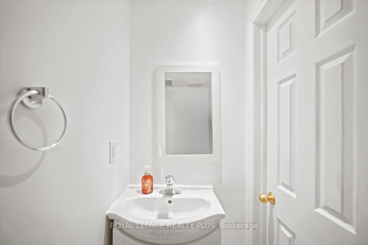 45 Bristol Road E 15 Property Photo 28