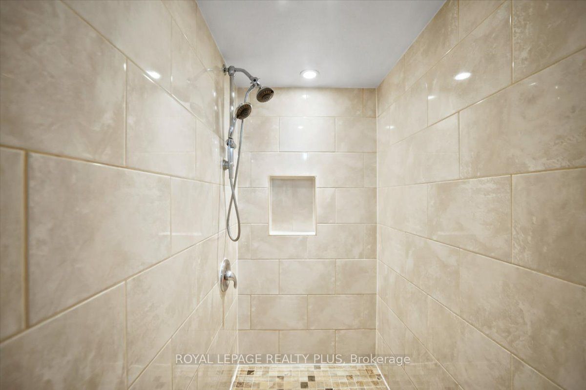 45 Bristol Road E 15 Property Photo 29