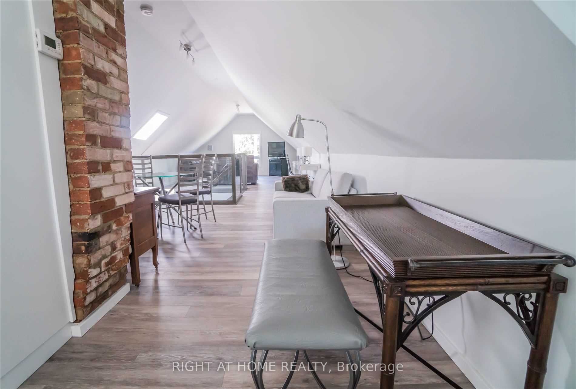 164 Trafalgar Road Loft Property Photo 7