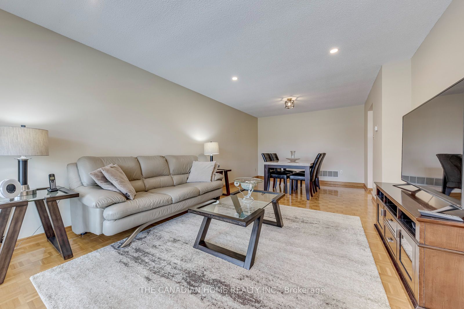 5472 Bourget Drive Property Photo 6