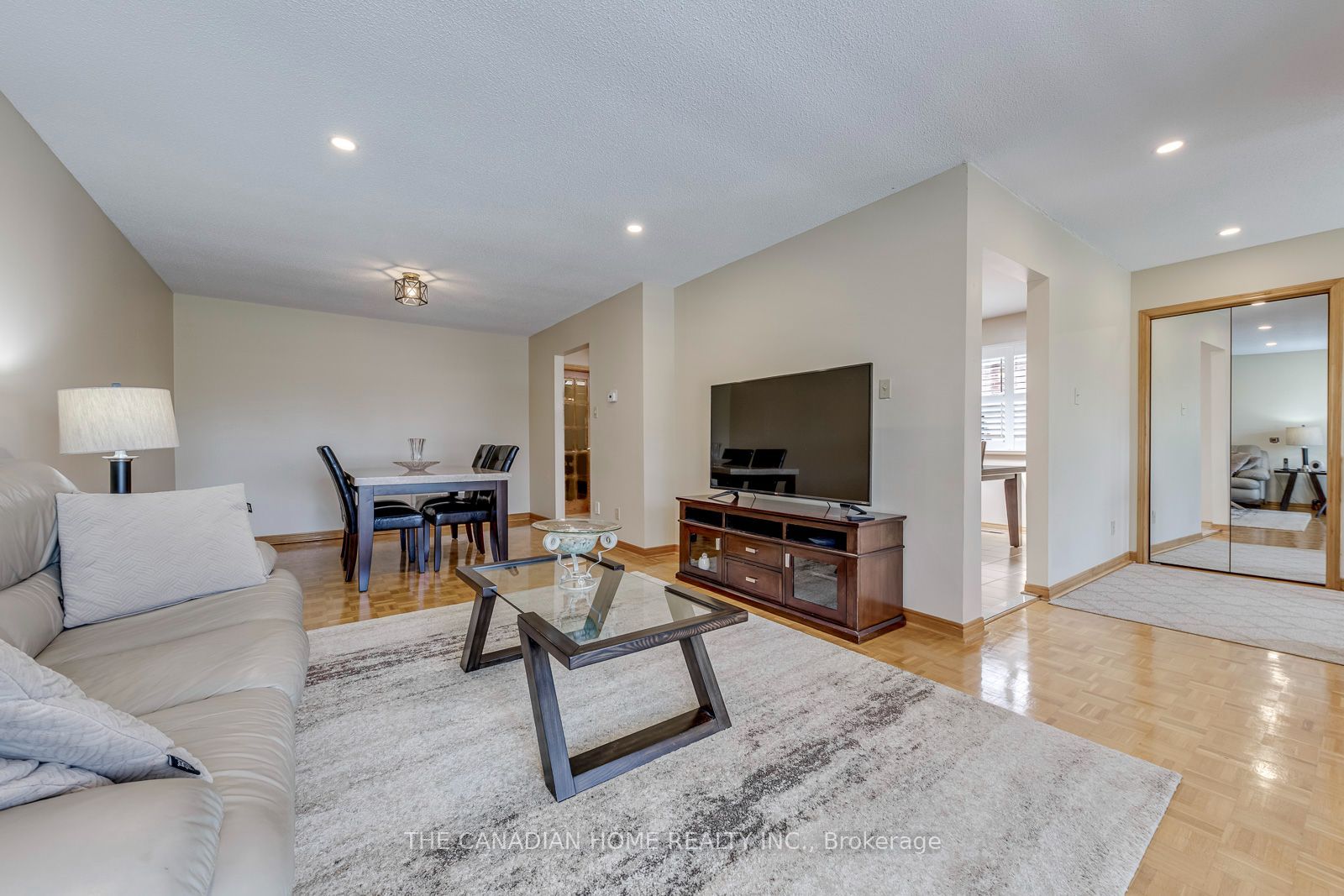 5472 Bourget Drive Property Photo 8