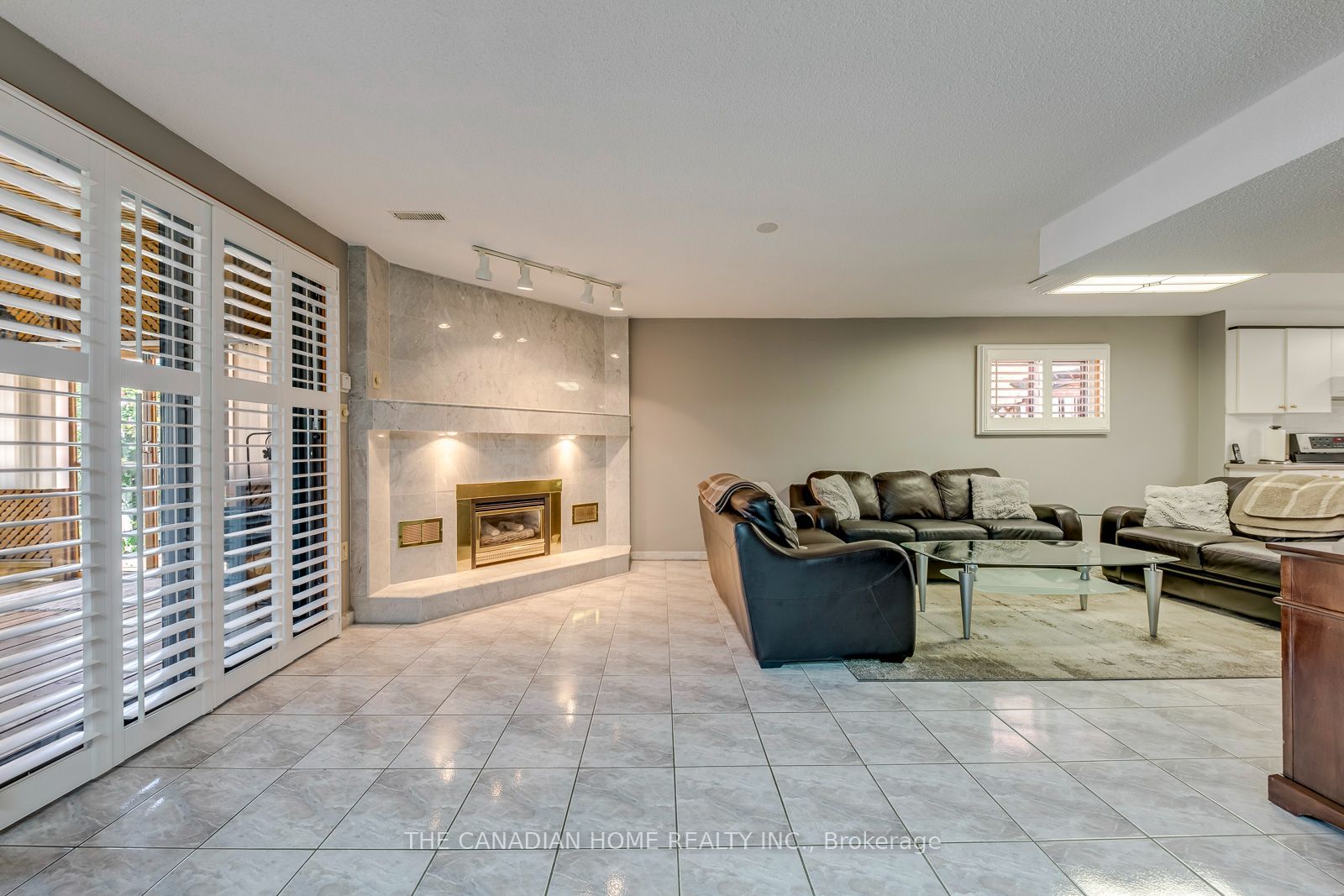 5472 Bourget Drive Property Photo 38