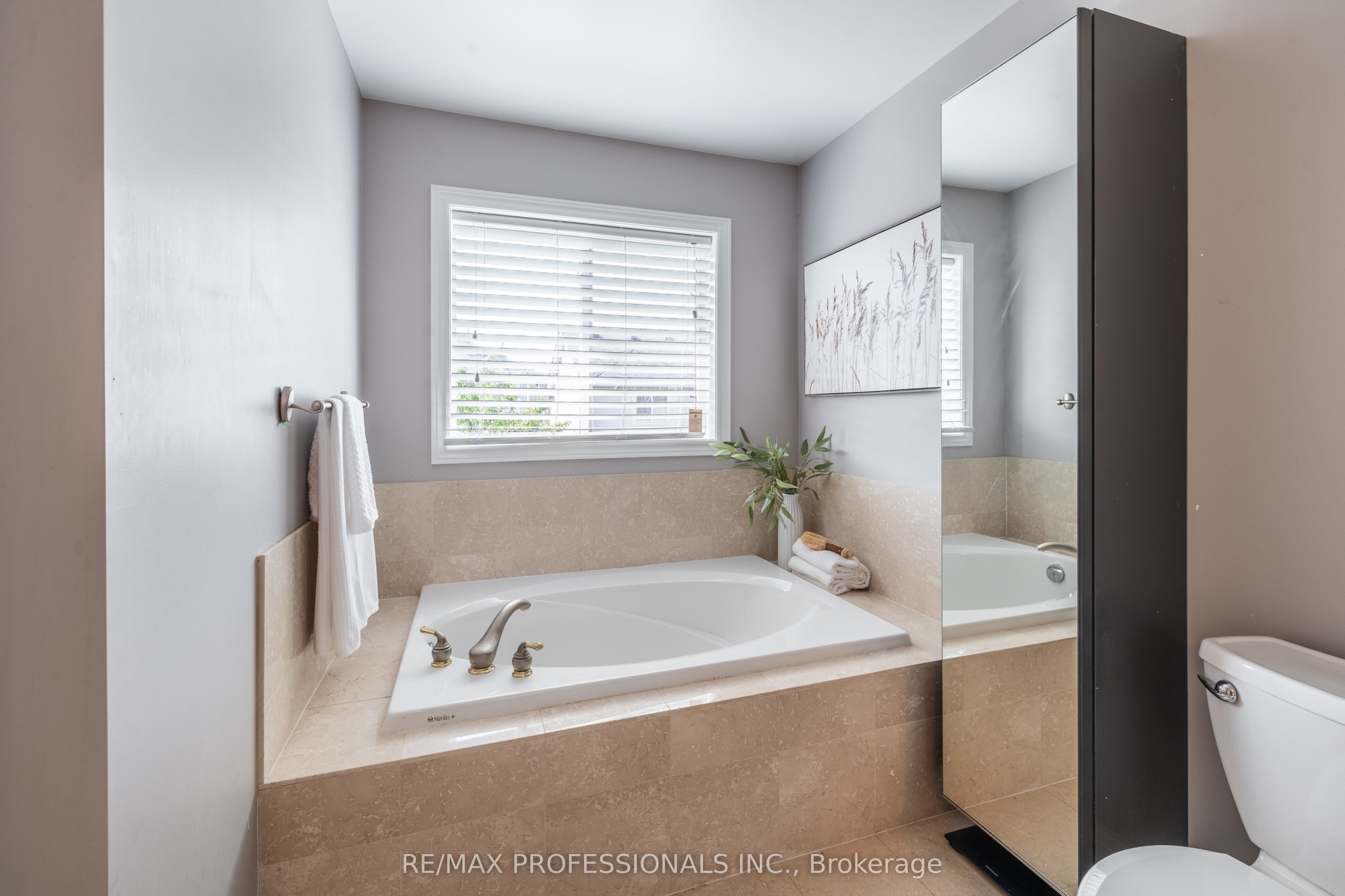 1245 Newell Street Property Photo 21