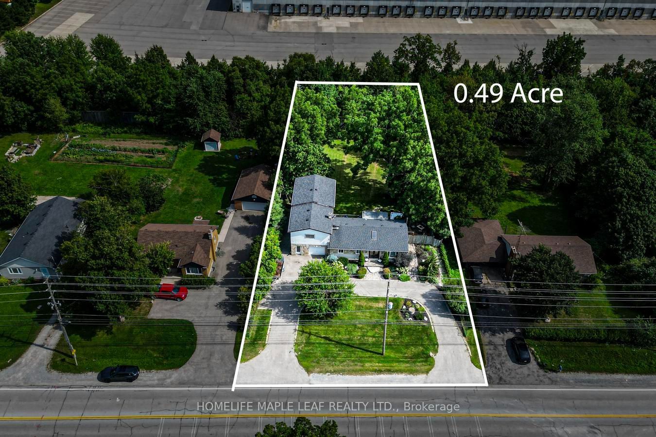 7820 5 Side Road Property Photo 1