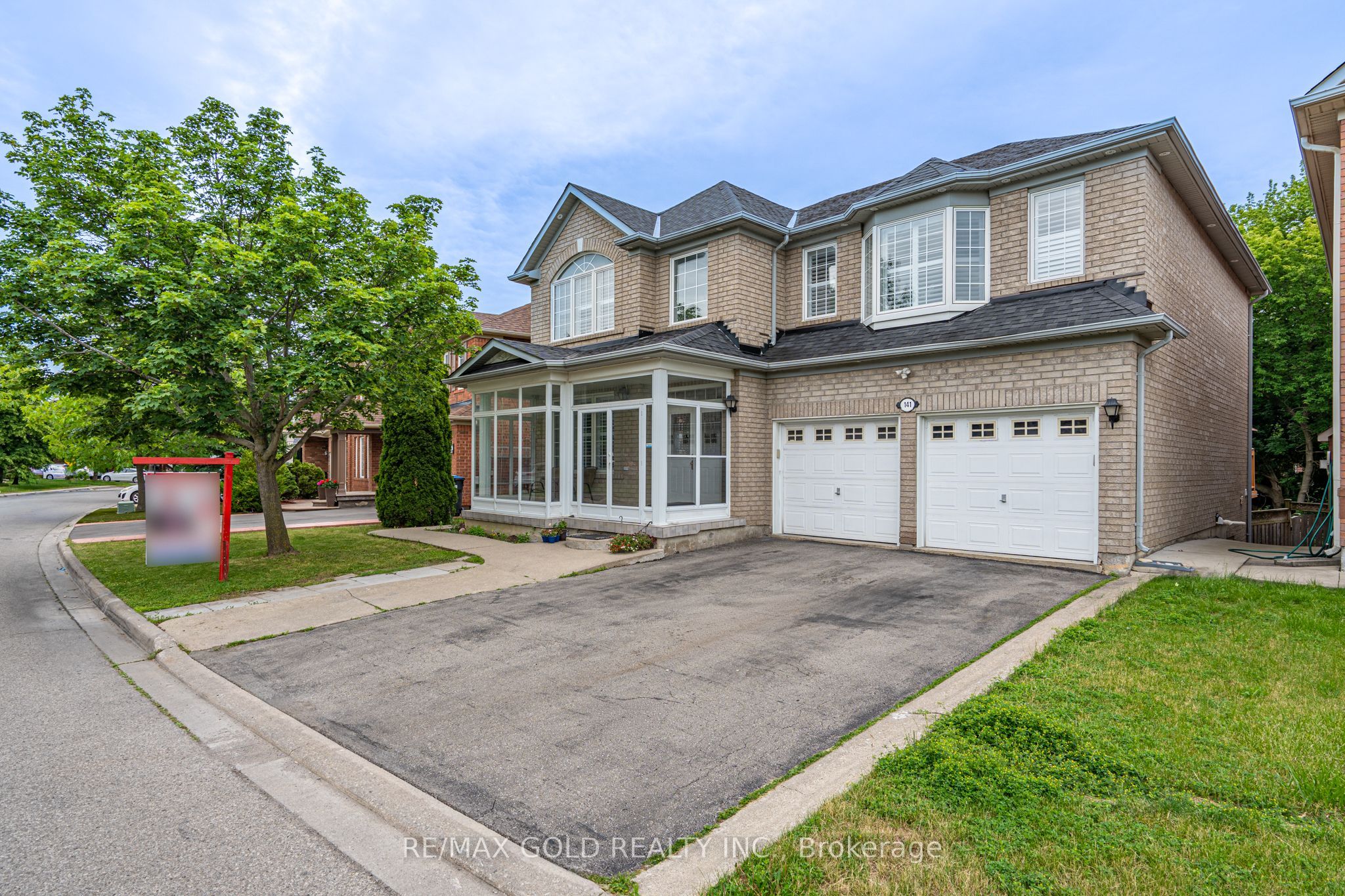 141 Whitwell Drive Property Photo 4