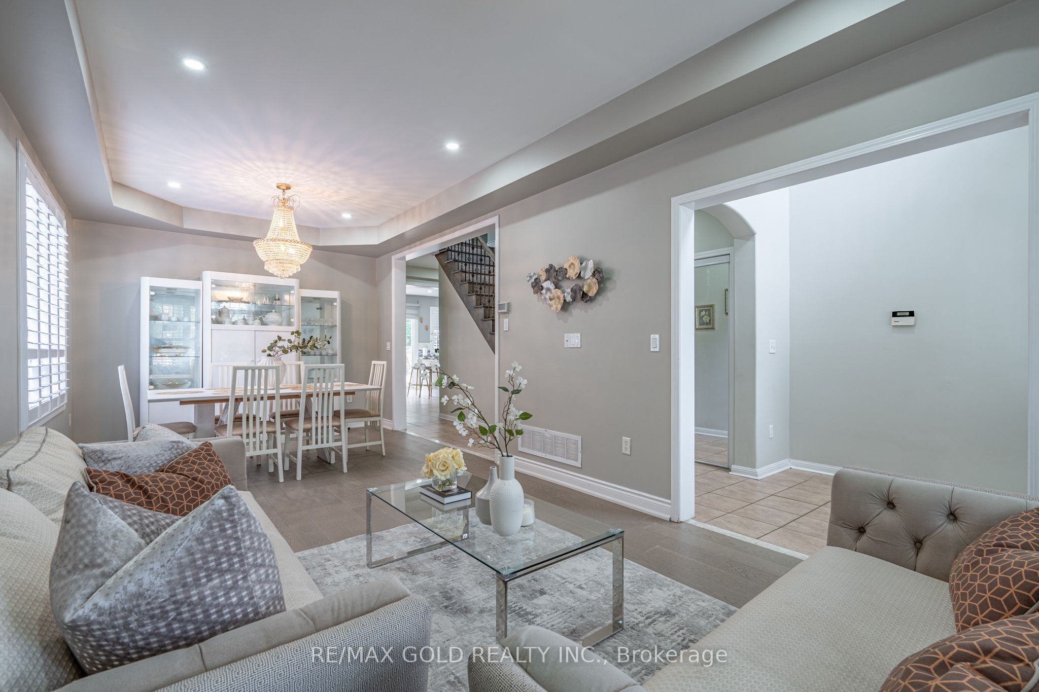 141 Whitwell Drive Property Photo 8