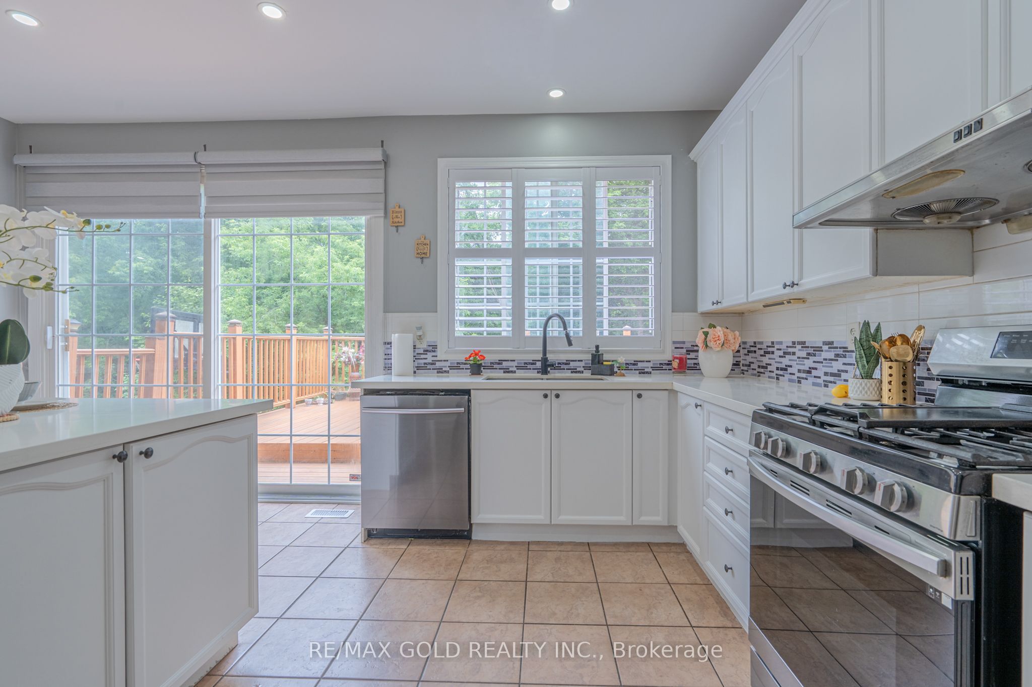 141 Whitwell Drive Property Photo 15