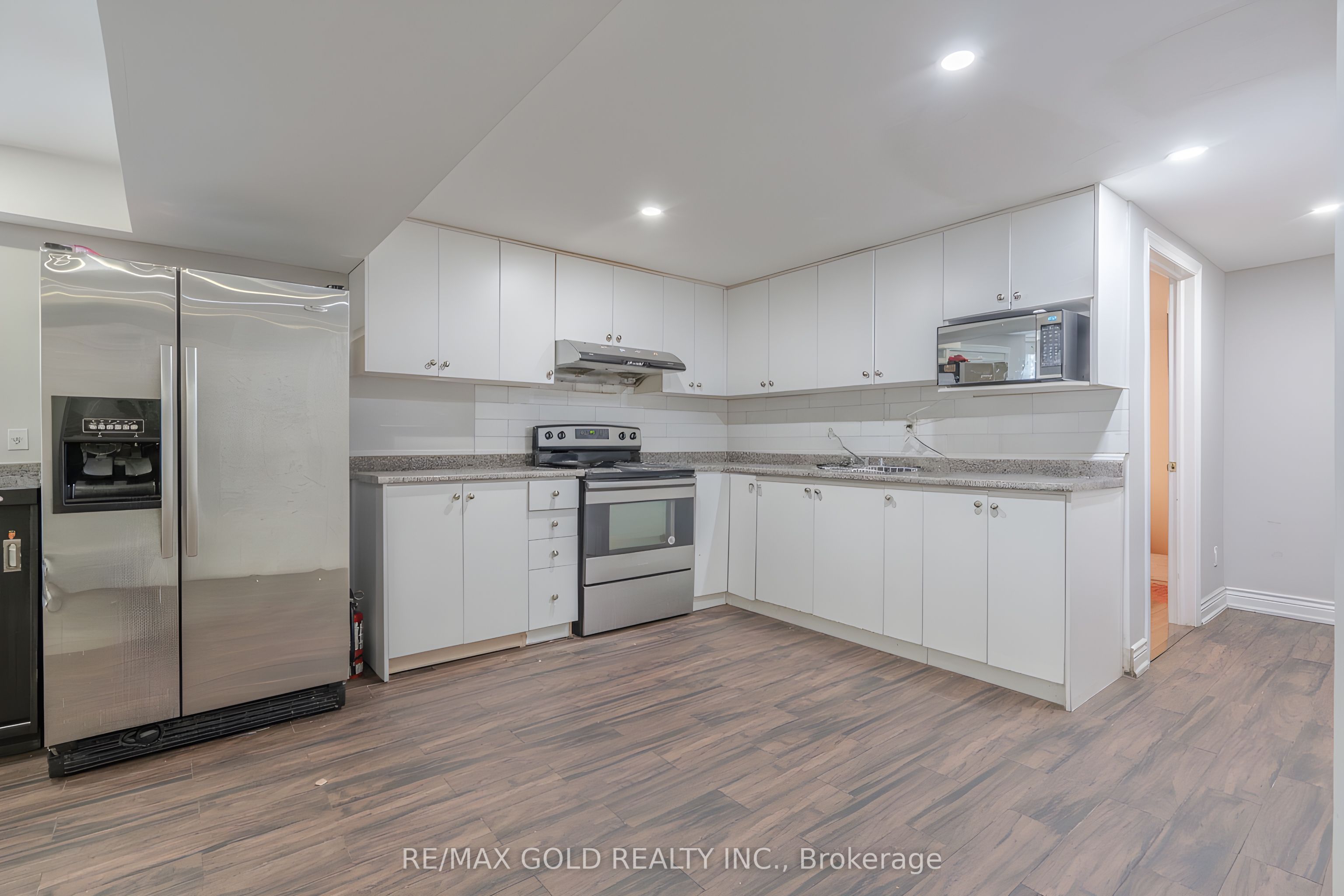 141 Whitwell Drive Property Photo 33