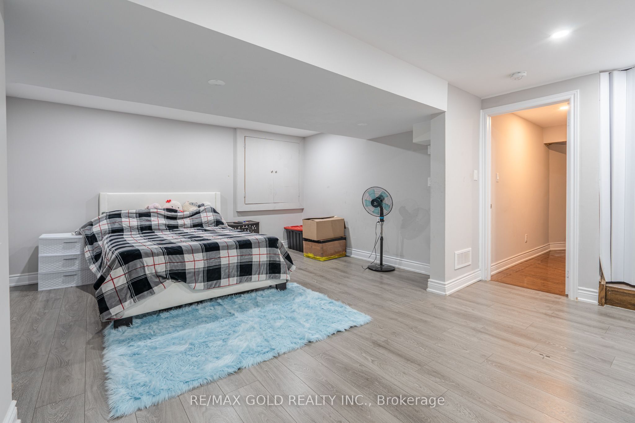 141 Whitwell Drive Property Photo 37