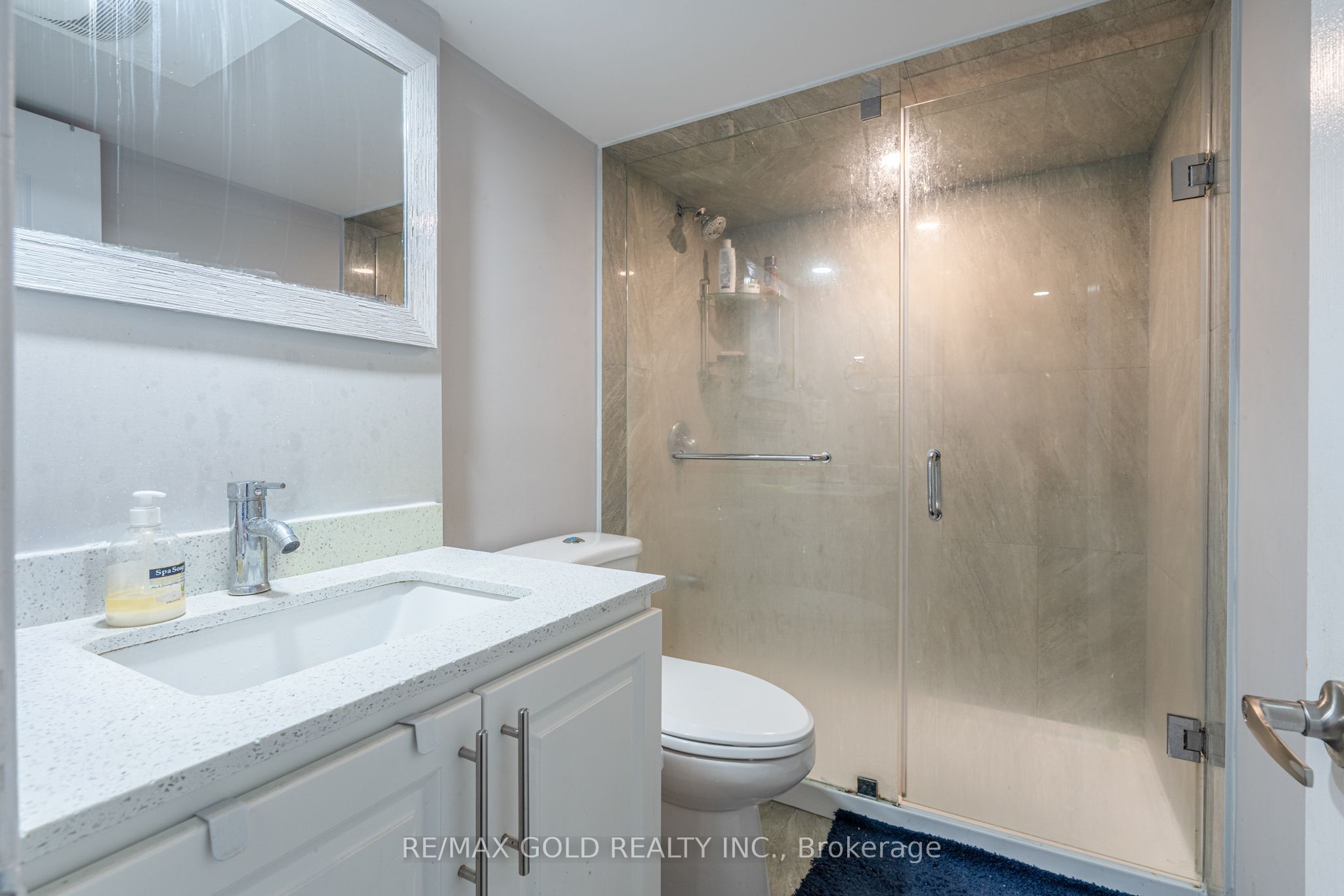 141 Whitwell Drive Property Photo 38