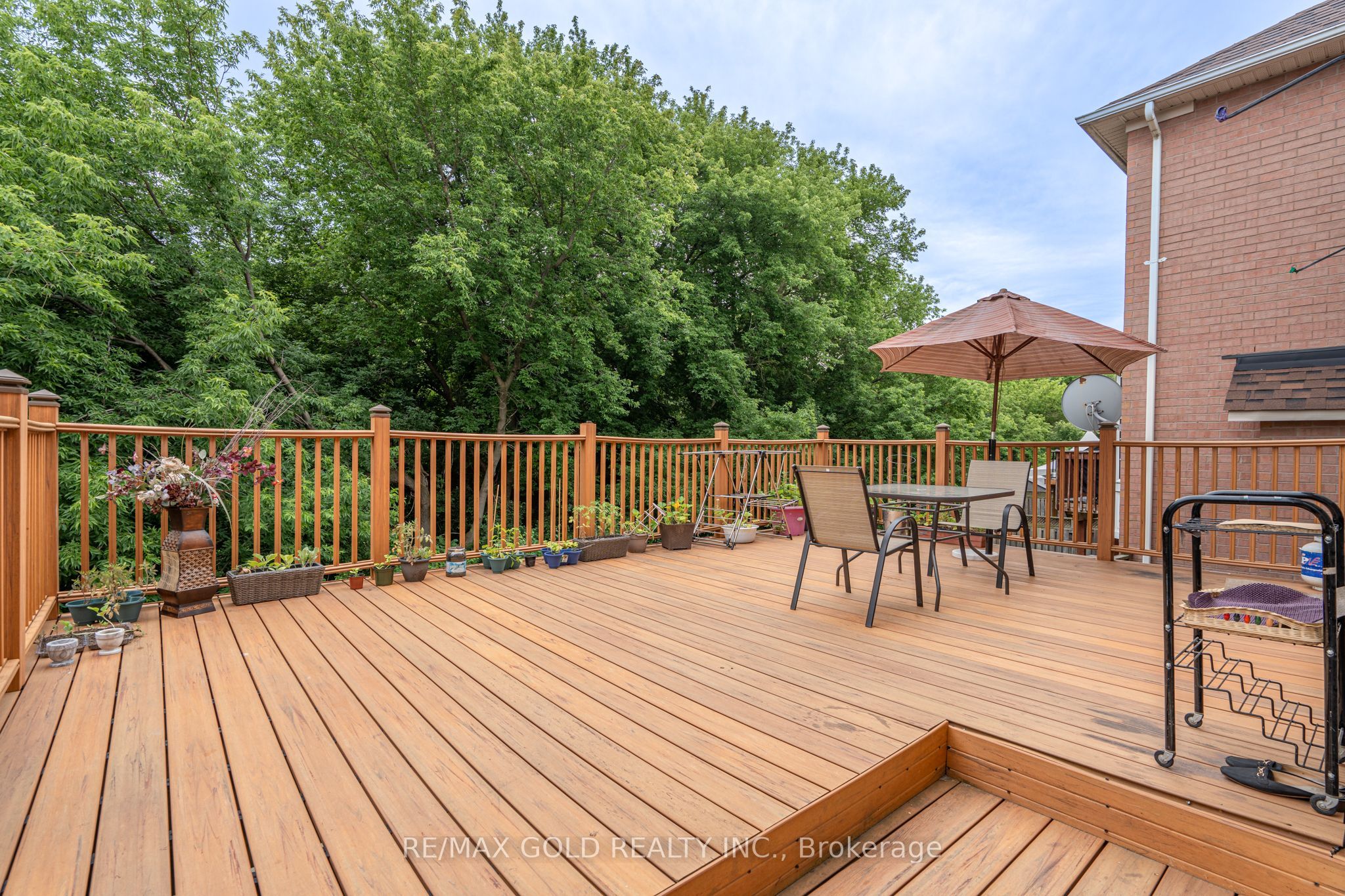141 Whitwell Drive Property Photo 40