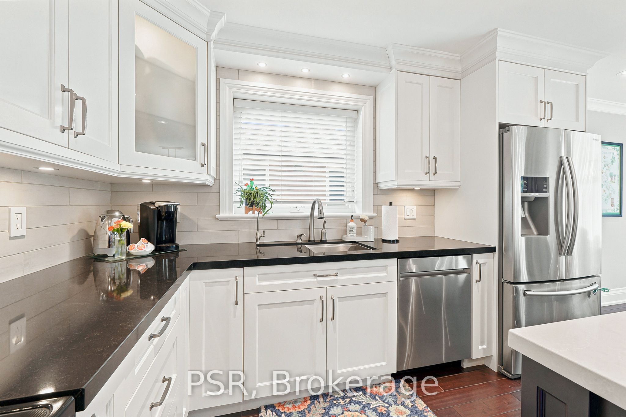 61 Robinglade Drive Property Photo 10