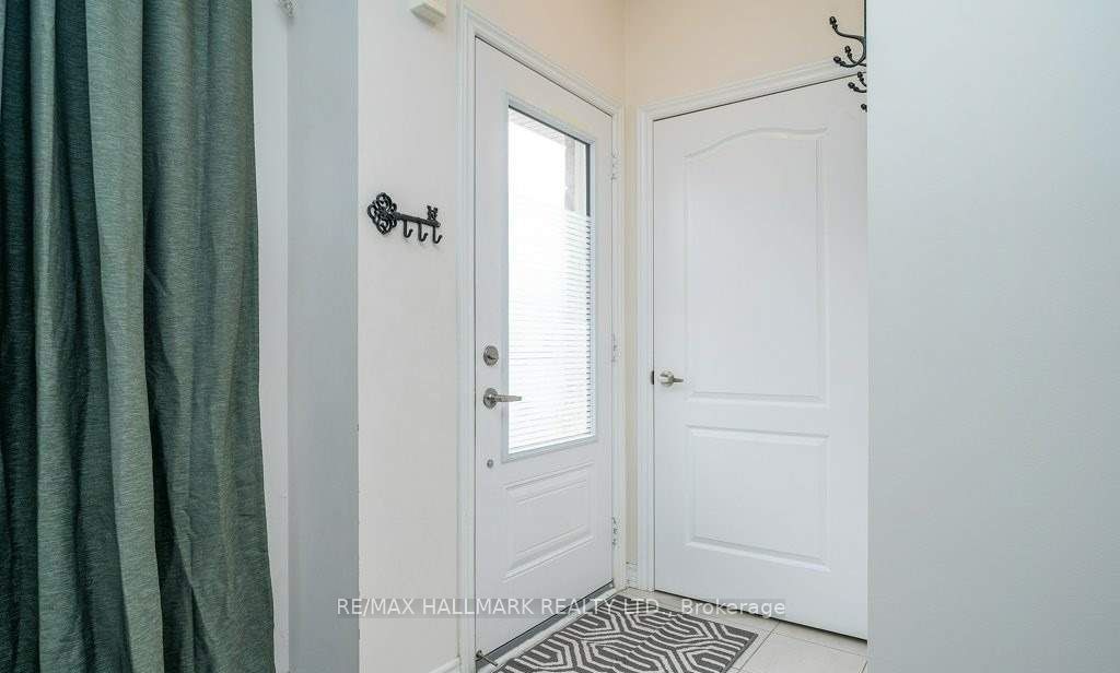 636 Evans Avenue 3 Property Photo 3