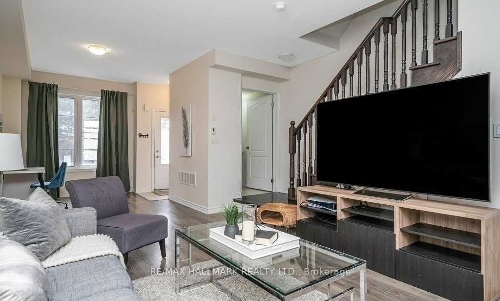 636 Evans Avenue 3 Property Photo 8