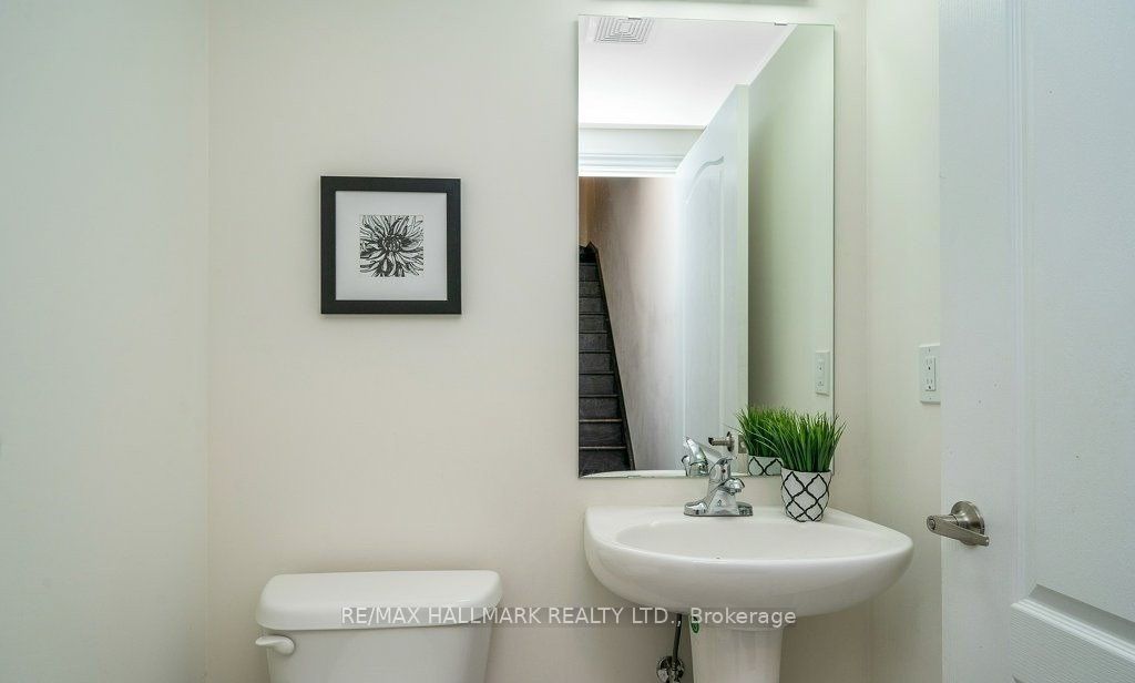 636 Evans Avenue 3 Property Photo 16