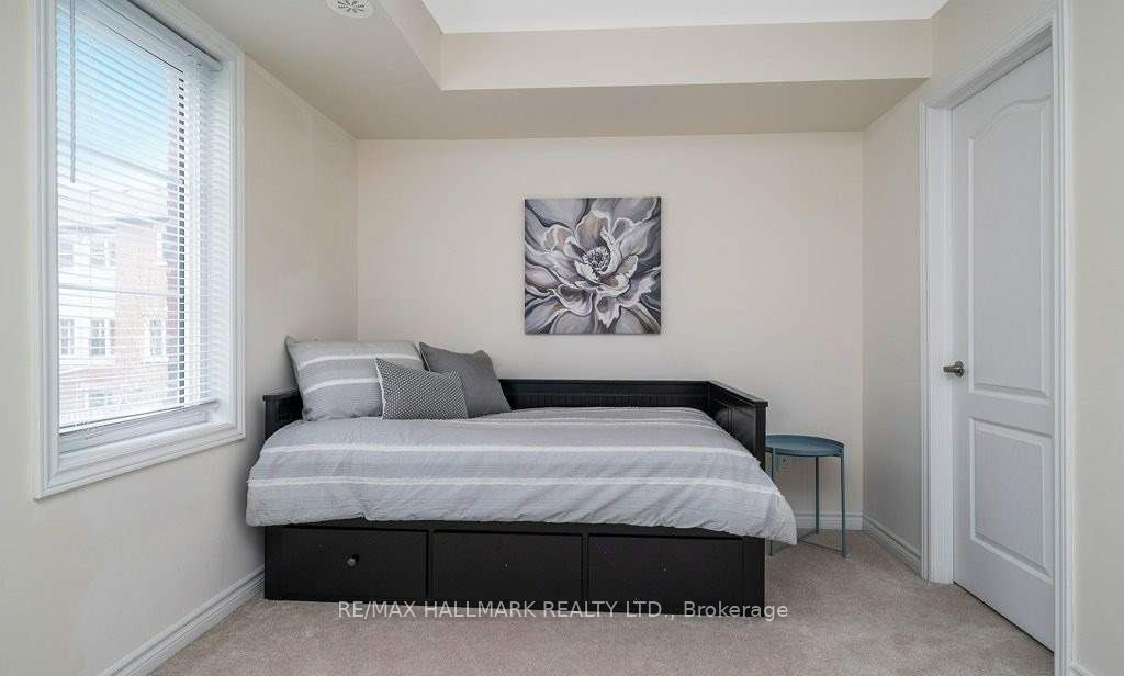 636 Evans Avenue 3 Property Photo 18