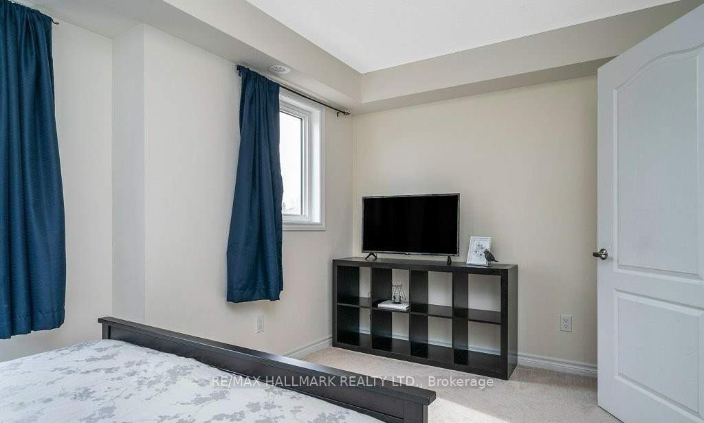 636 Evans Avenue 3 Property Photo 21