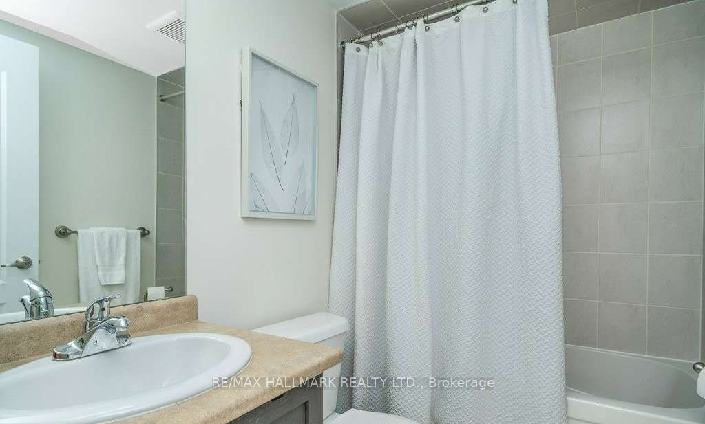 636 Evans Avenue 3 Property Photo 22