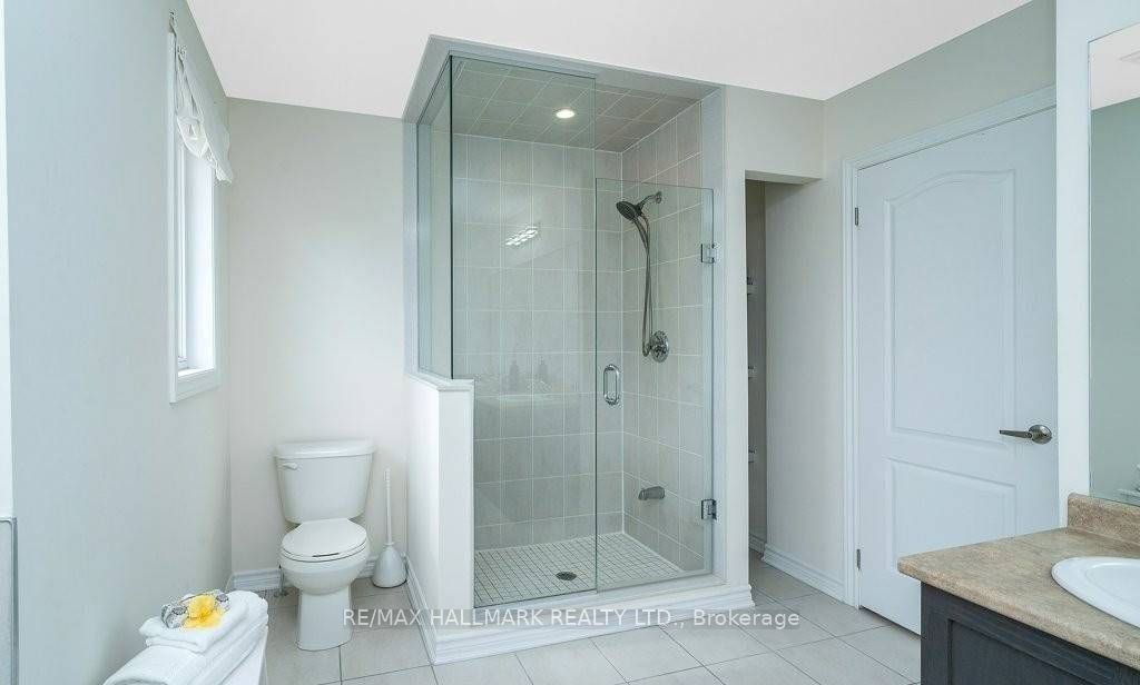 636 Evans Avenue 3 Property Photo 27