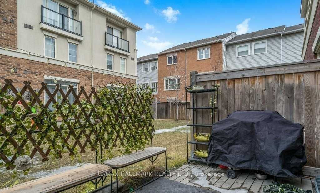 636 Evans Avenue 3 Property Photo 32