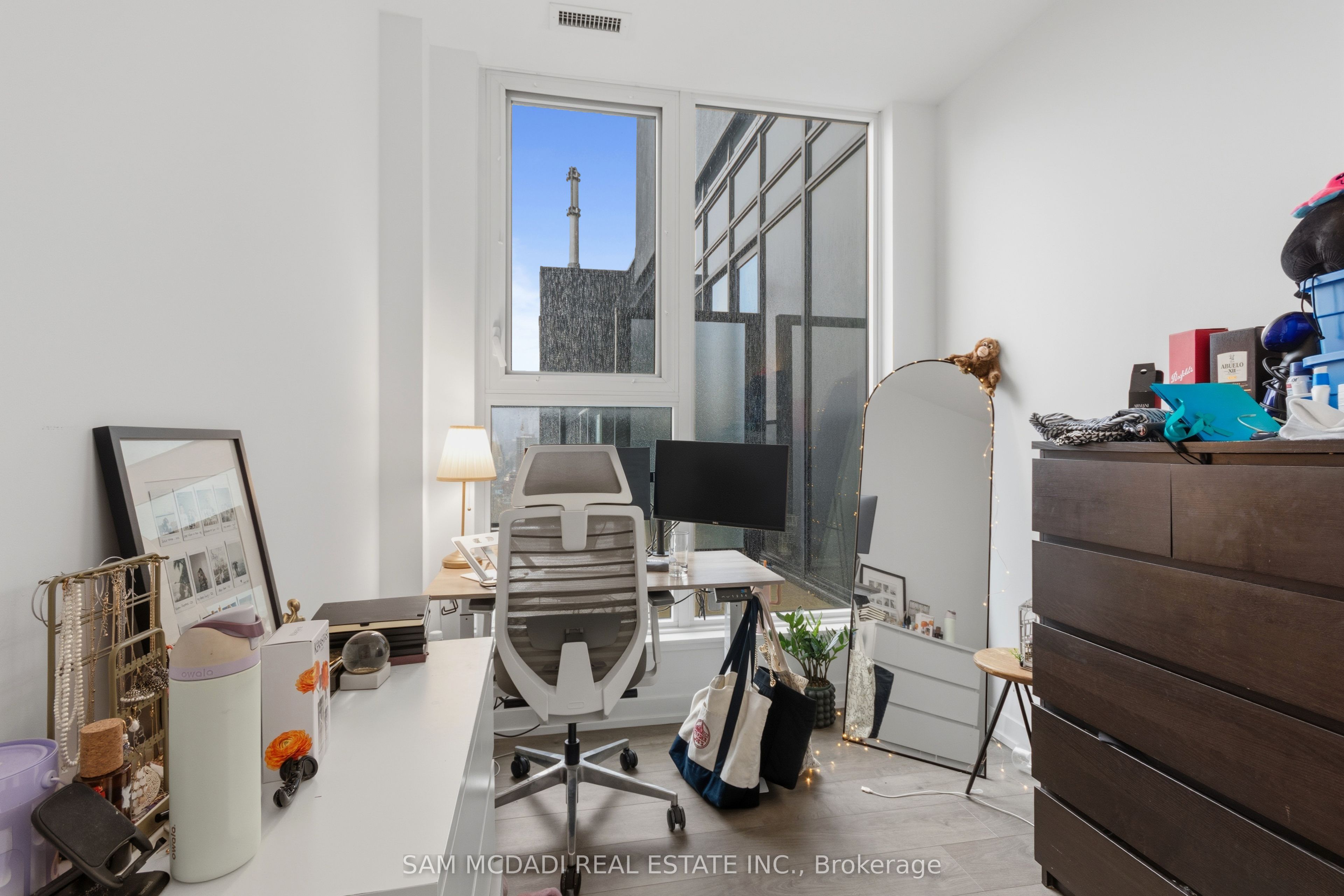 270 Dufferin Street Ph01 Property Photo 3