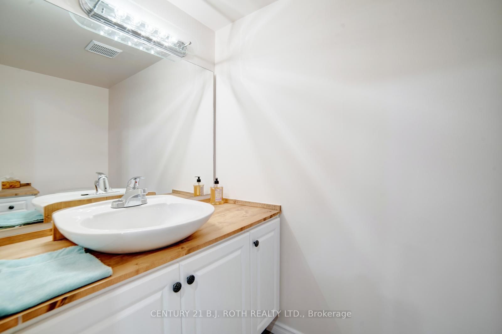 56 Sproule Drive Property Photo 44
