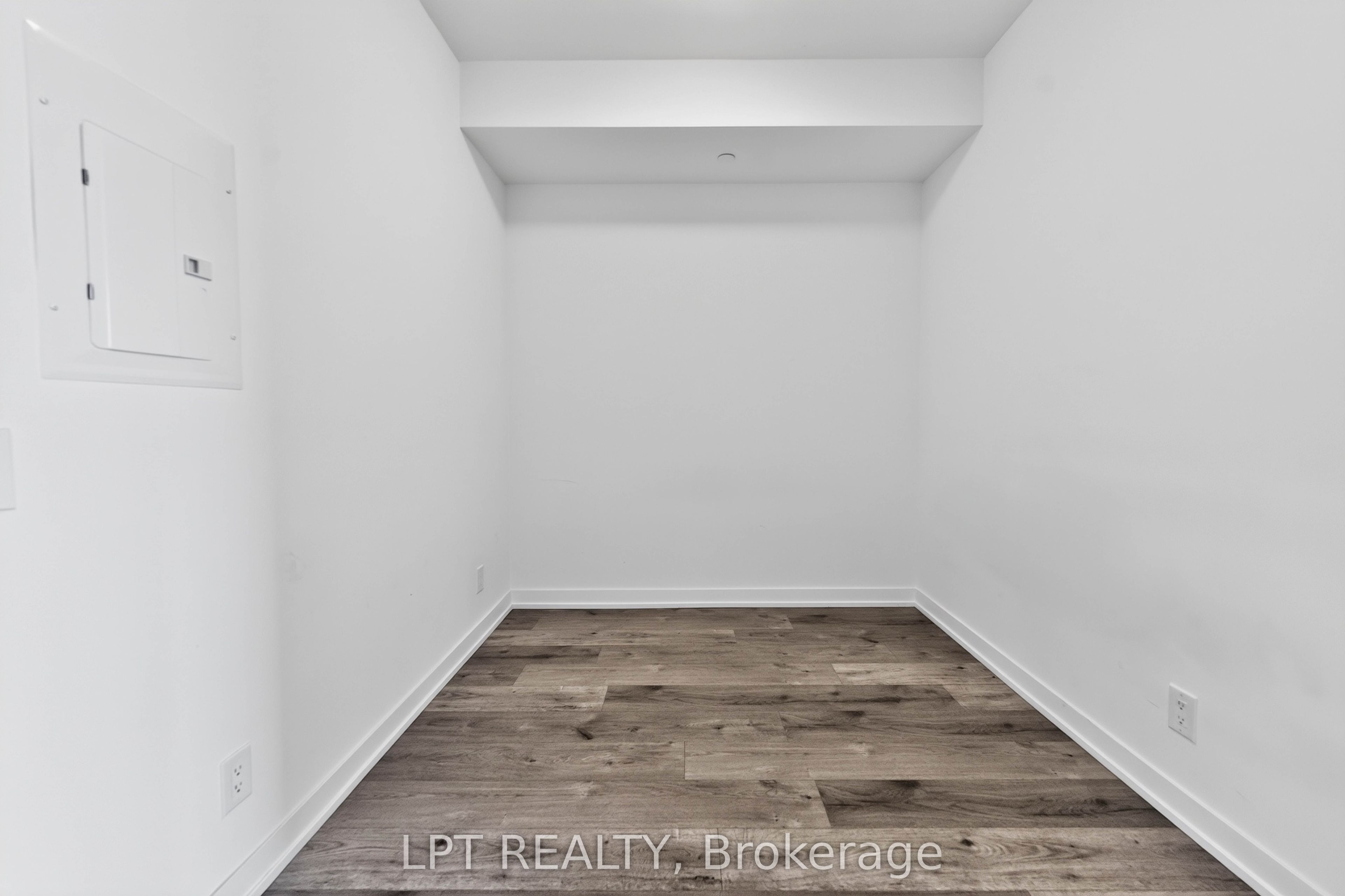 285 Dufferin Street 609 Property Photo 15
