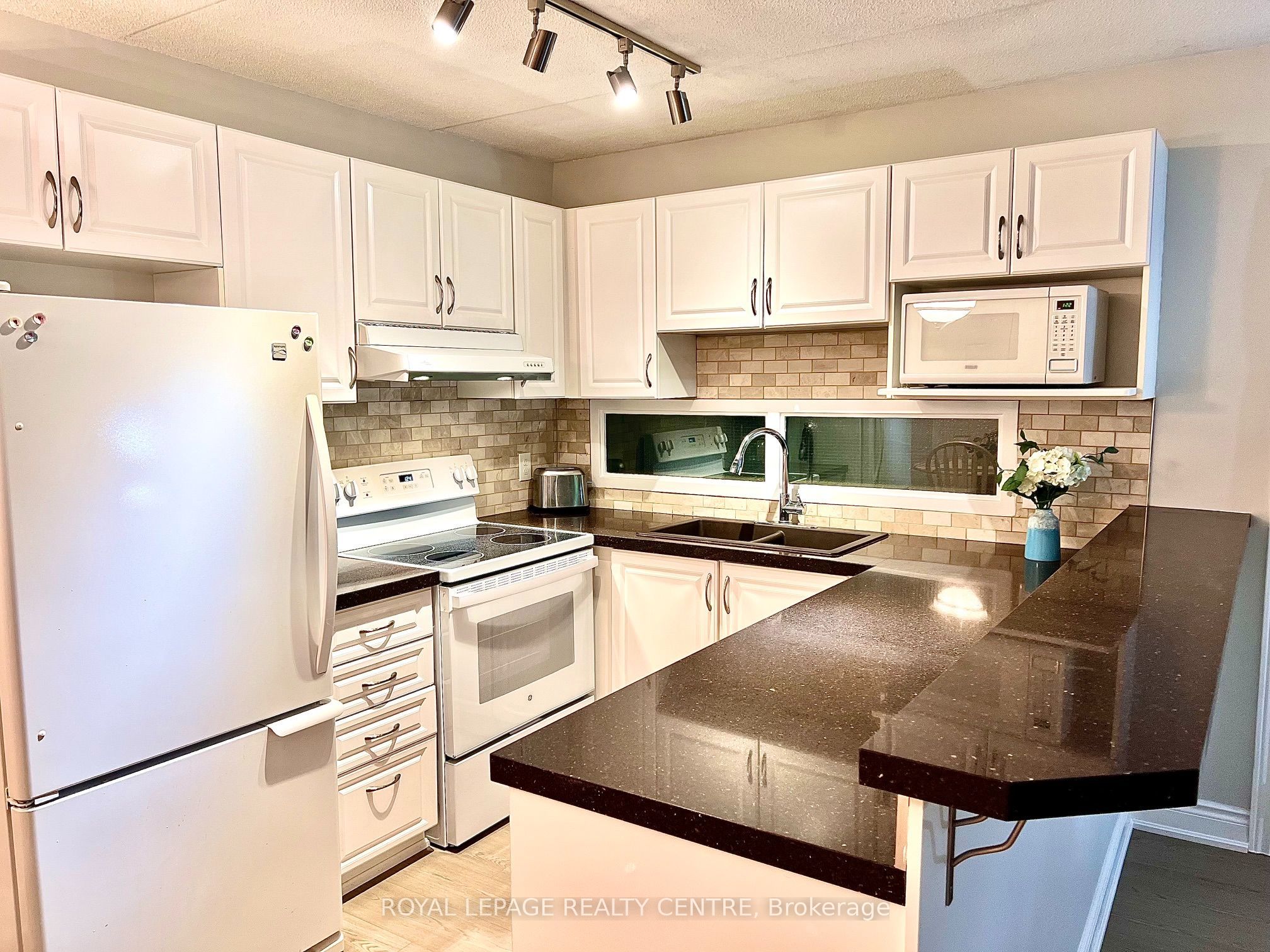2040 Cleaver Avenue 115 Property Photo 7