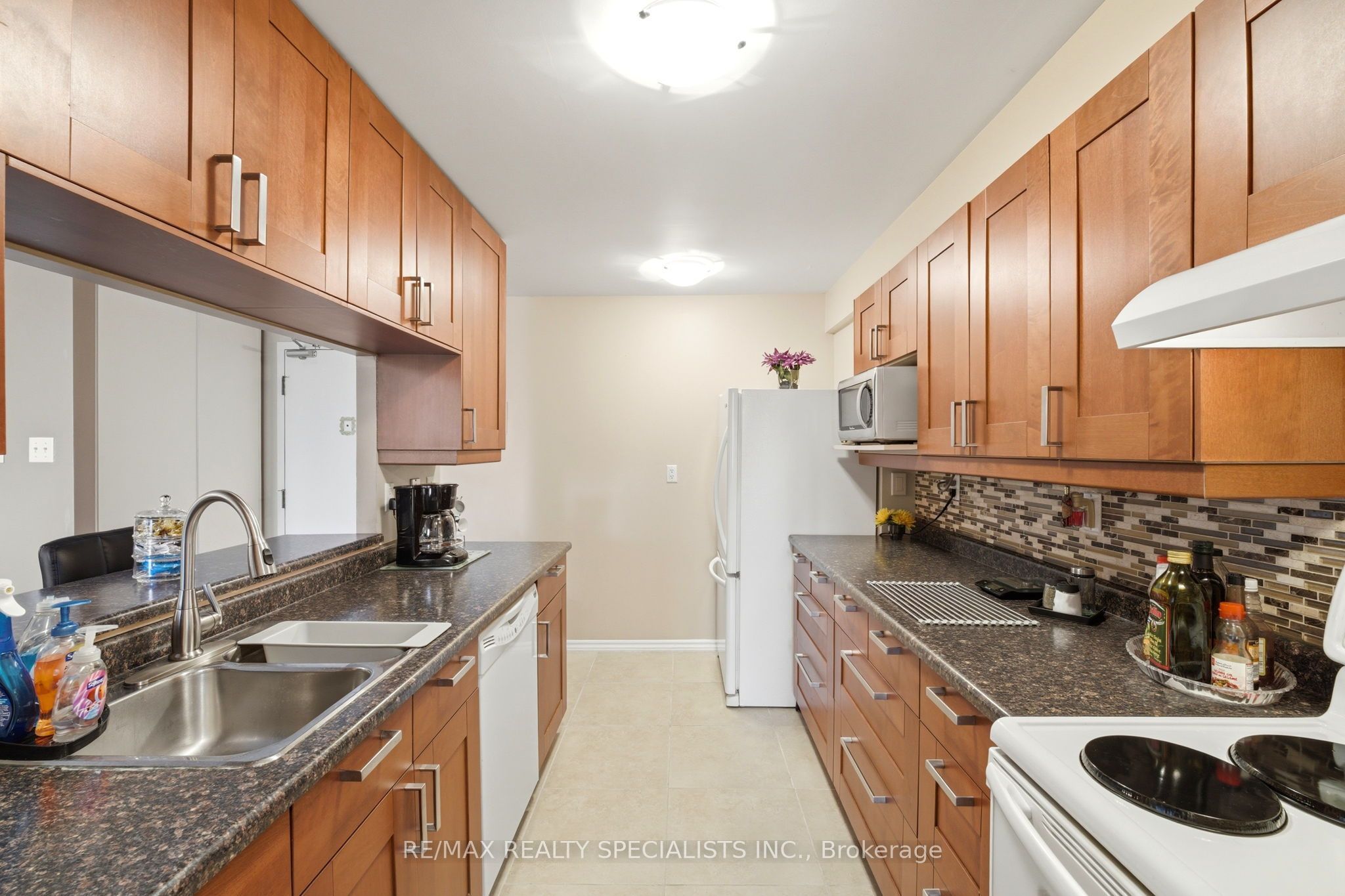 4205 Shipp Drive 404 Property Photo 6