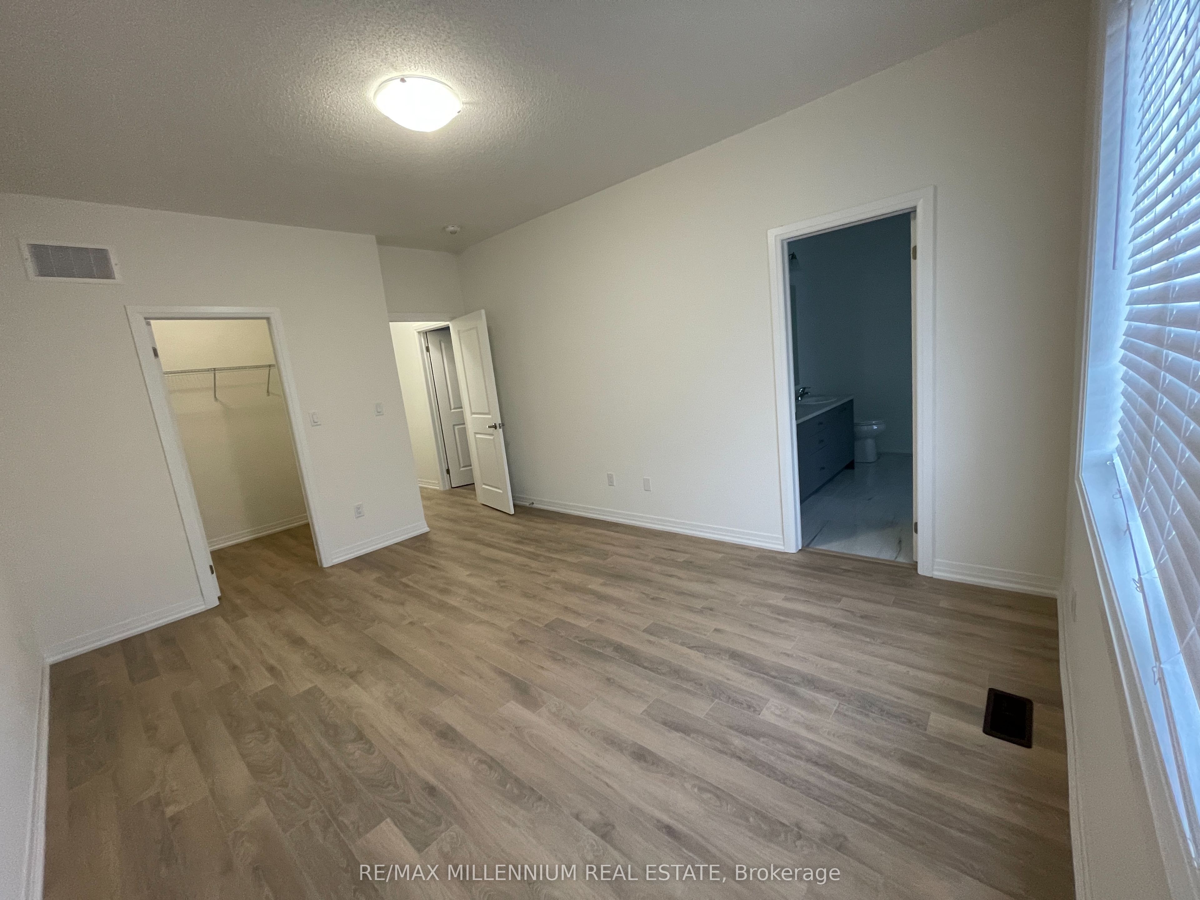 13 Haydrop Road Property Photo 8