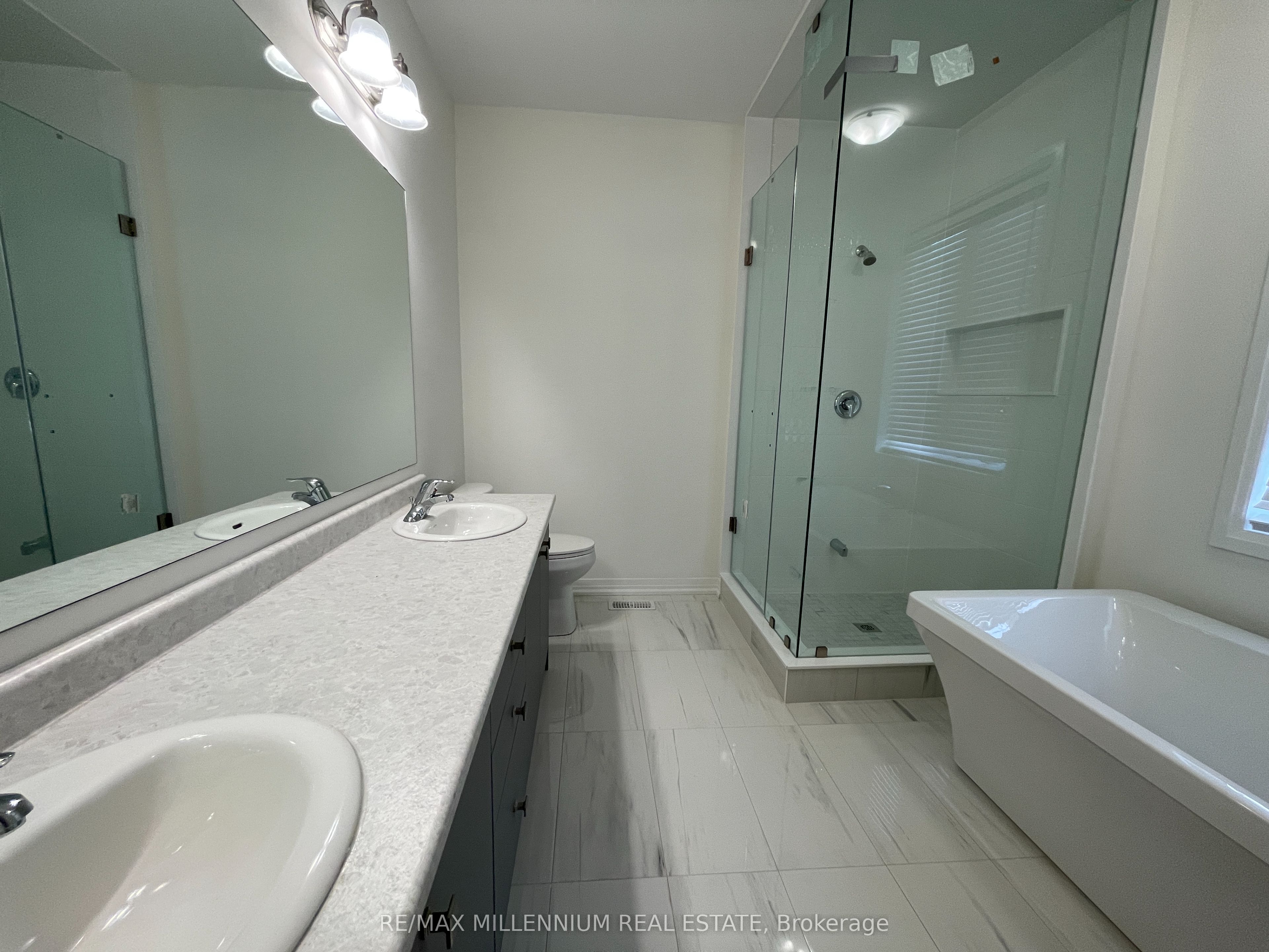 13 Haydrop Road Property Photo 10