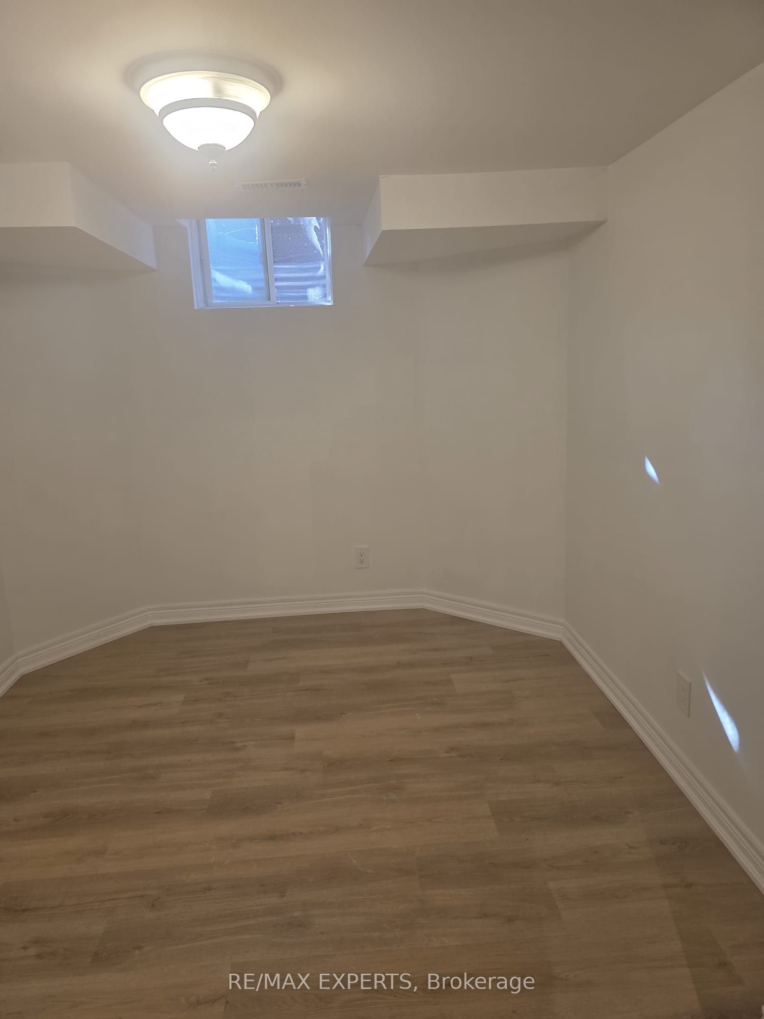 20 Deer Valley Drive Bsmt Property Photo 15