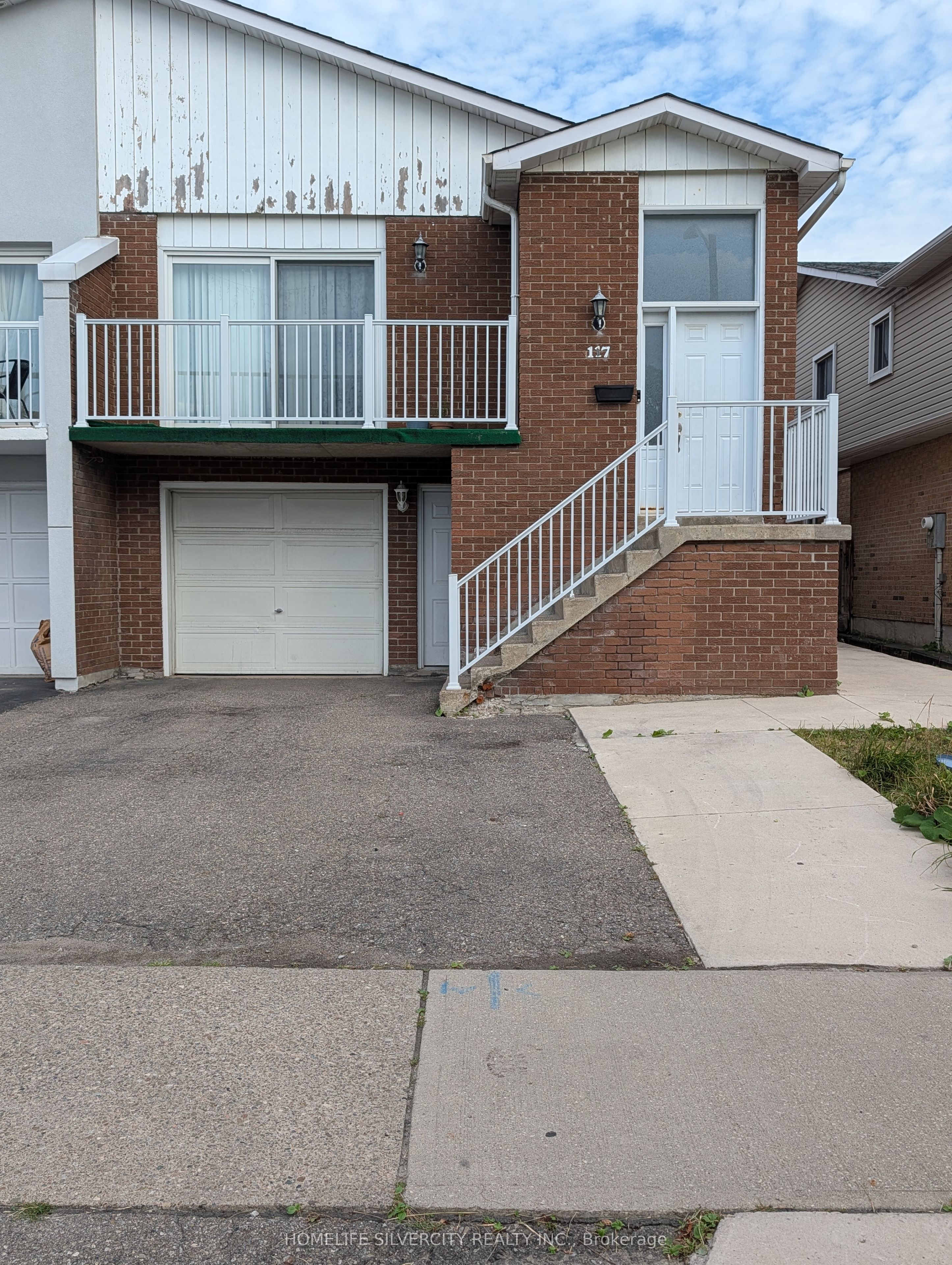 117 Simmons Boulevard Property Photo 1