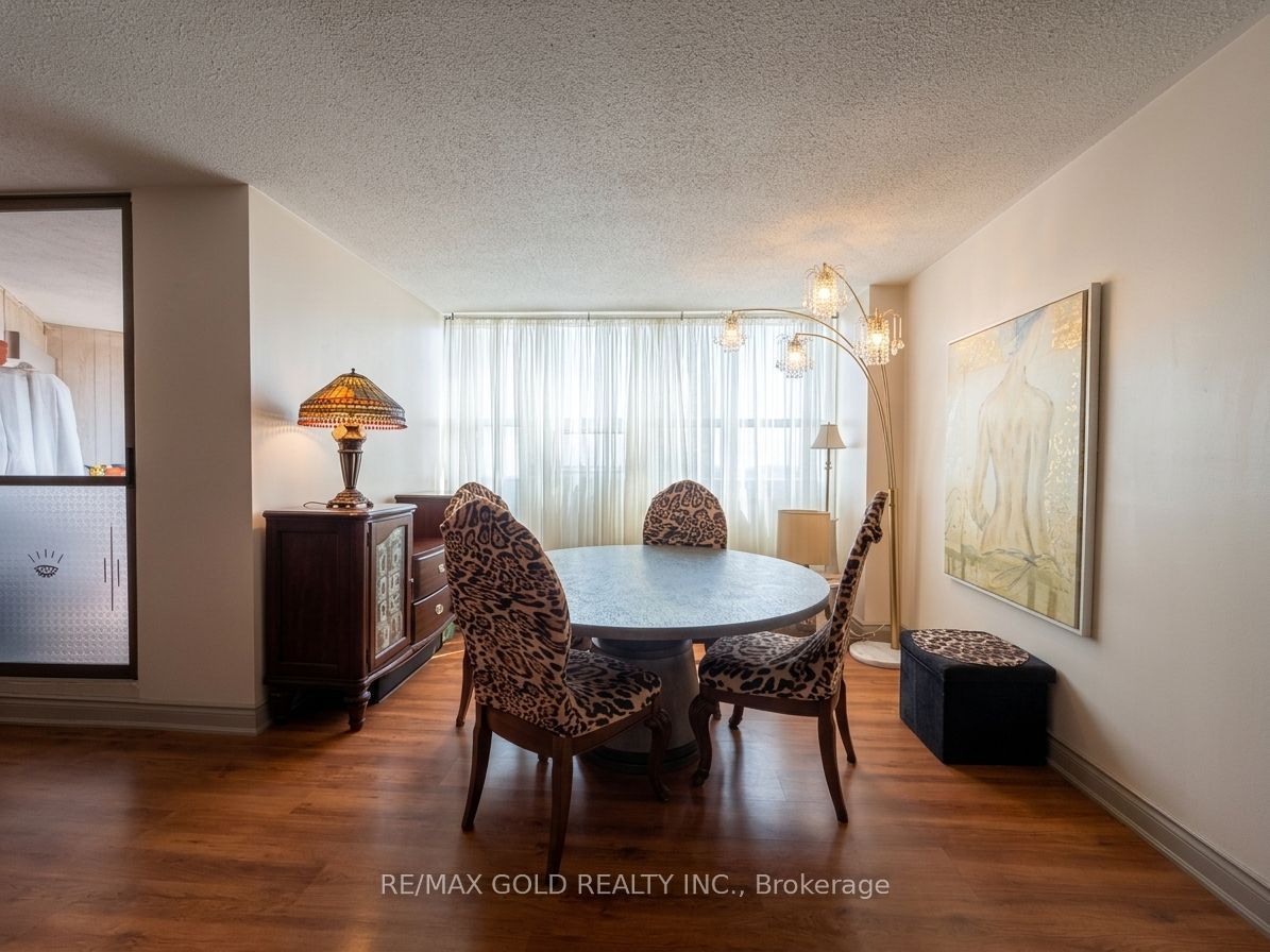2323 Confederation Parkway 1204 Property Photo 11