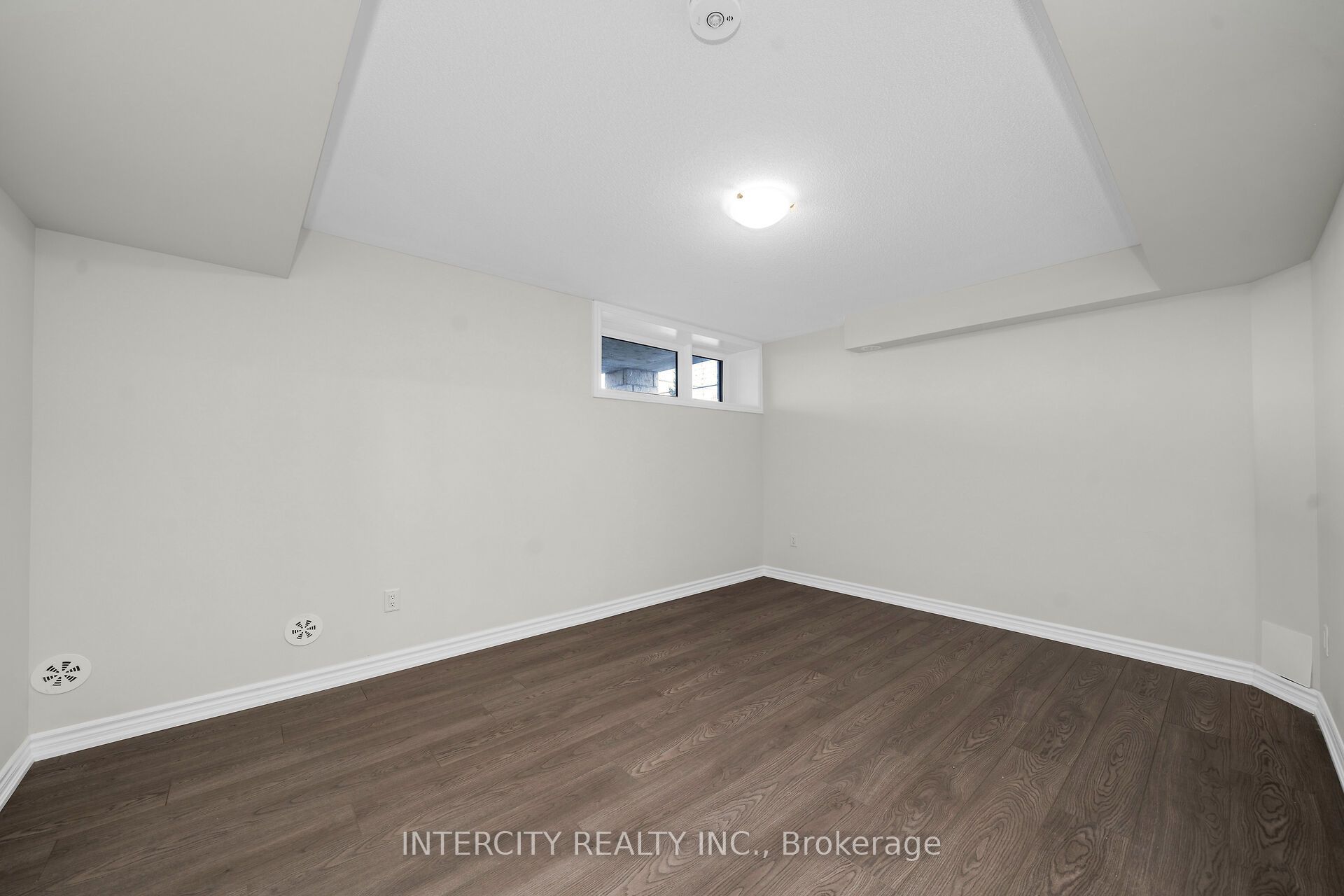 471 Tim Manley Avenue 31f Property Photo 11