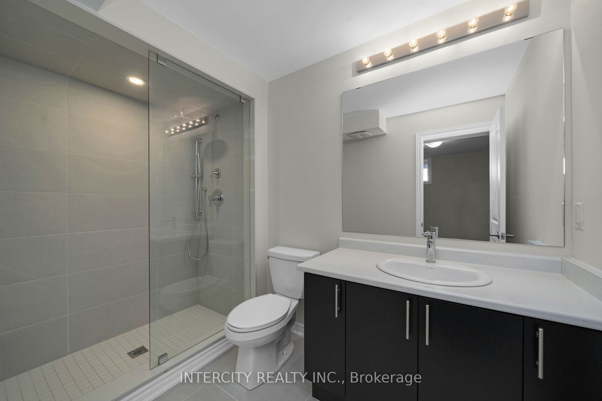 471 Tim Manley Avenue 31f Property Photo 13