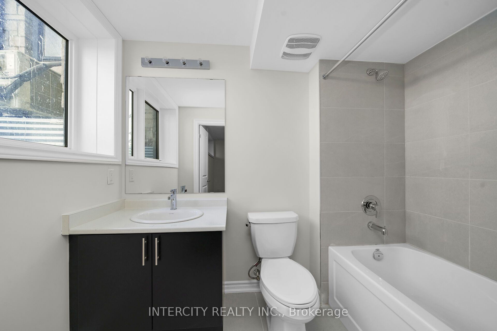 471 Tim Manley Avenue 31f Property Photo 16