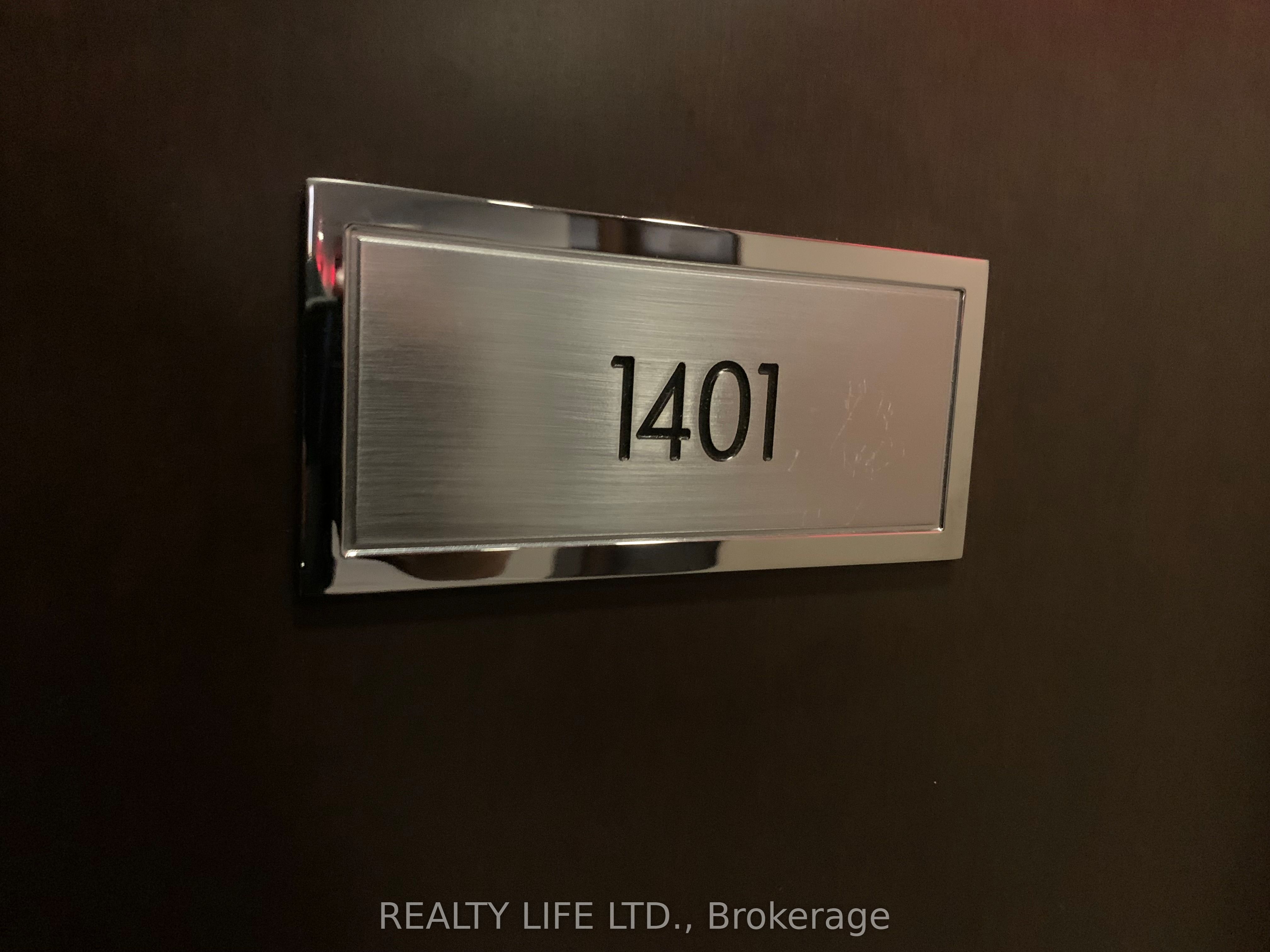 60 Absolute Avenue 1401 Property Photo 3