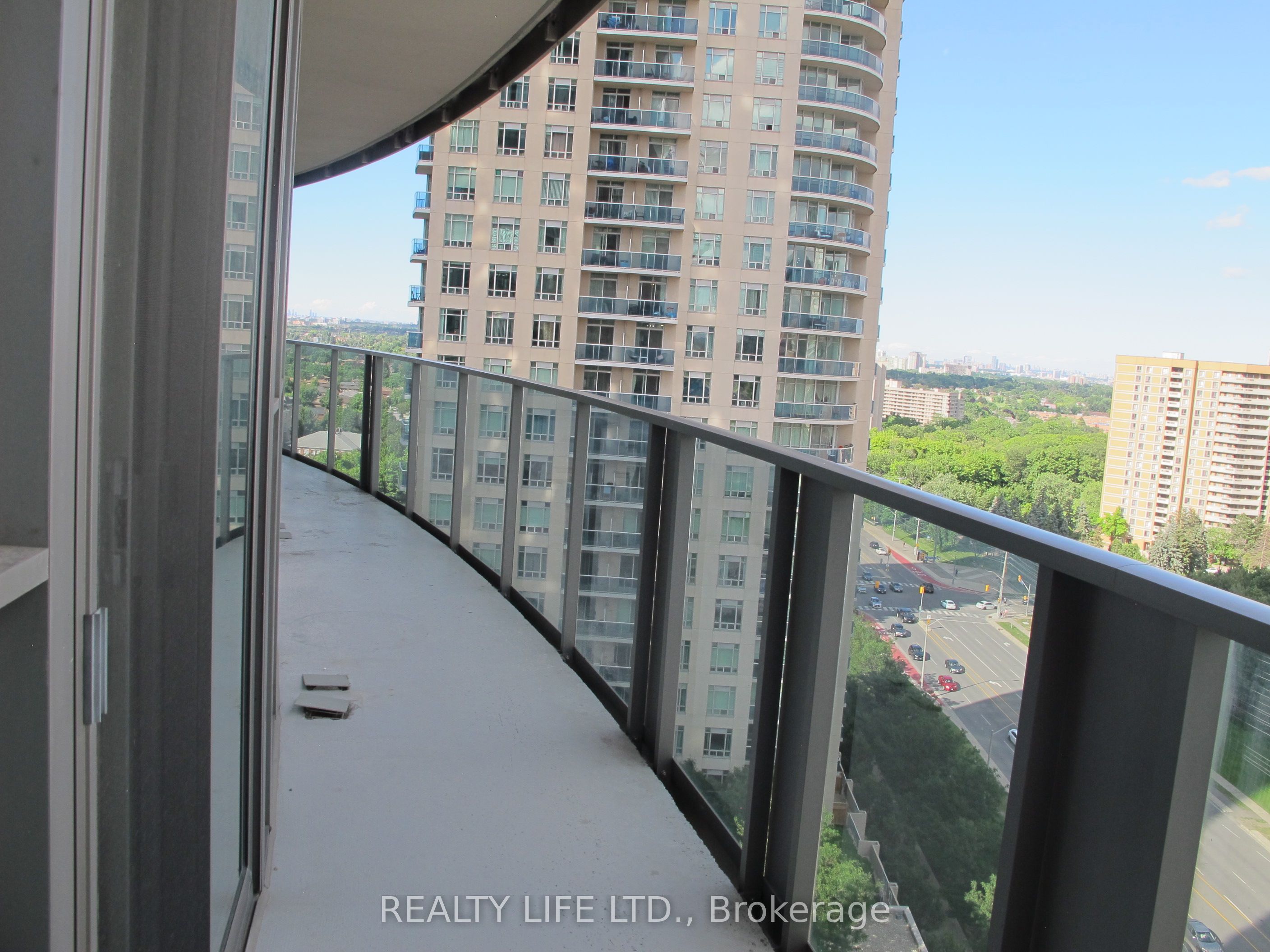 60 Absolute Avenue 1401 Property Photo 18