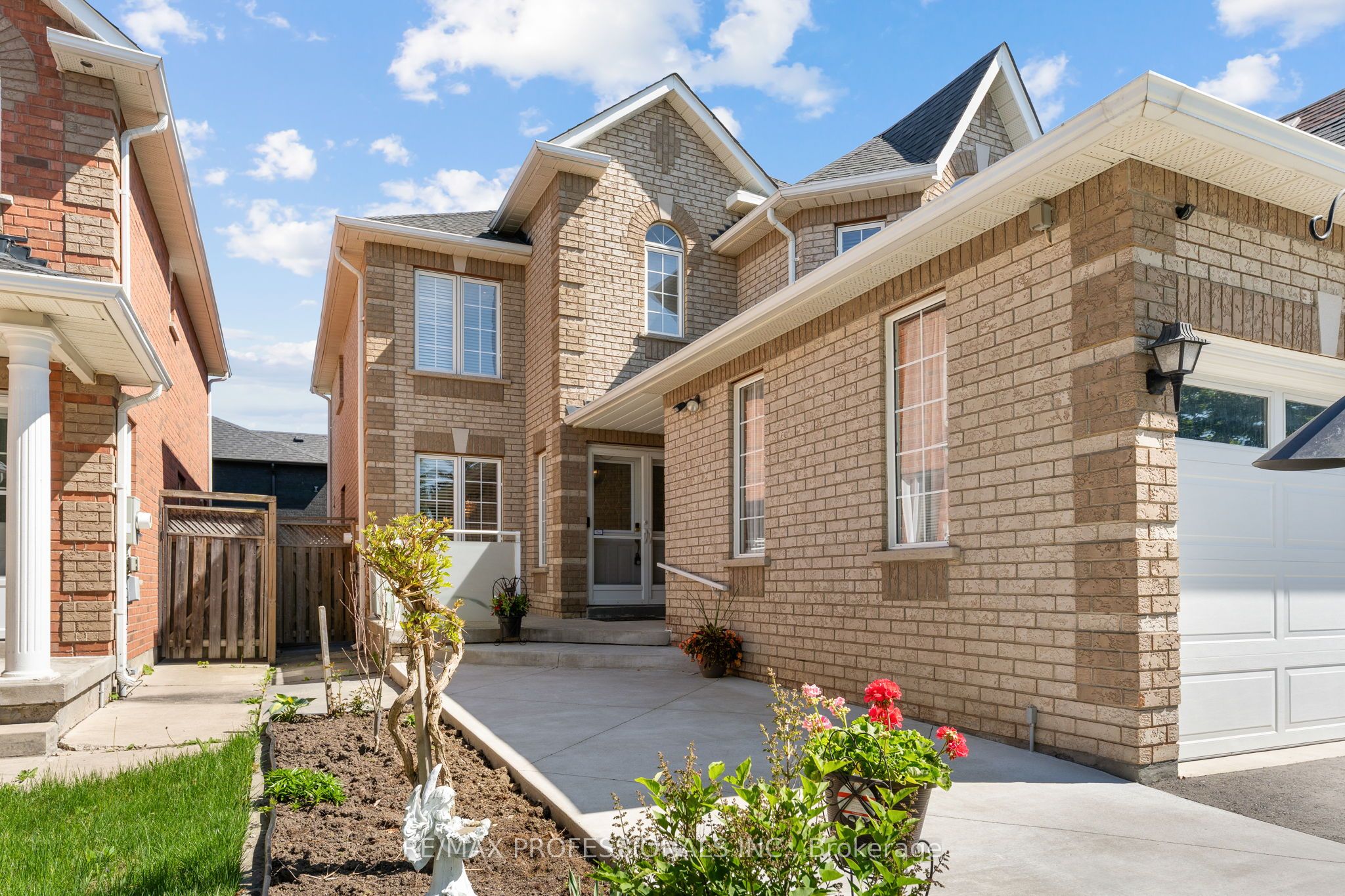 15 Tarquini Crescent Property Photo 3
