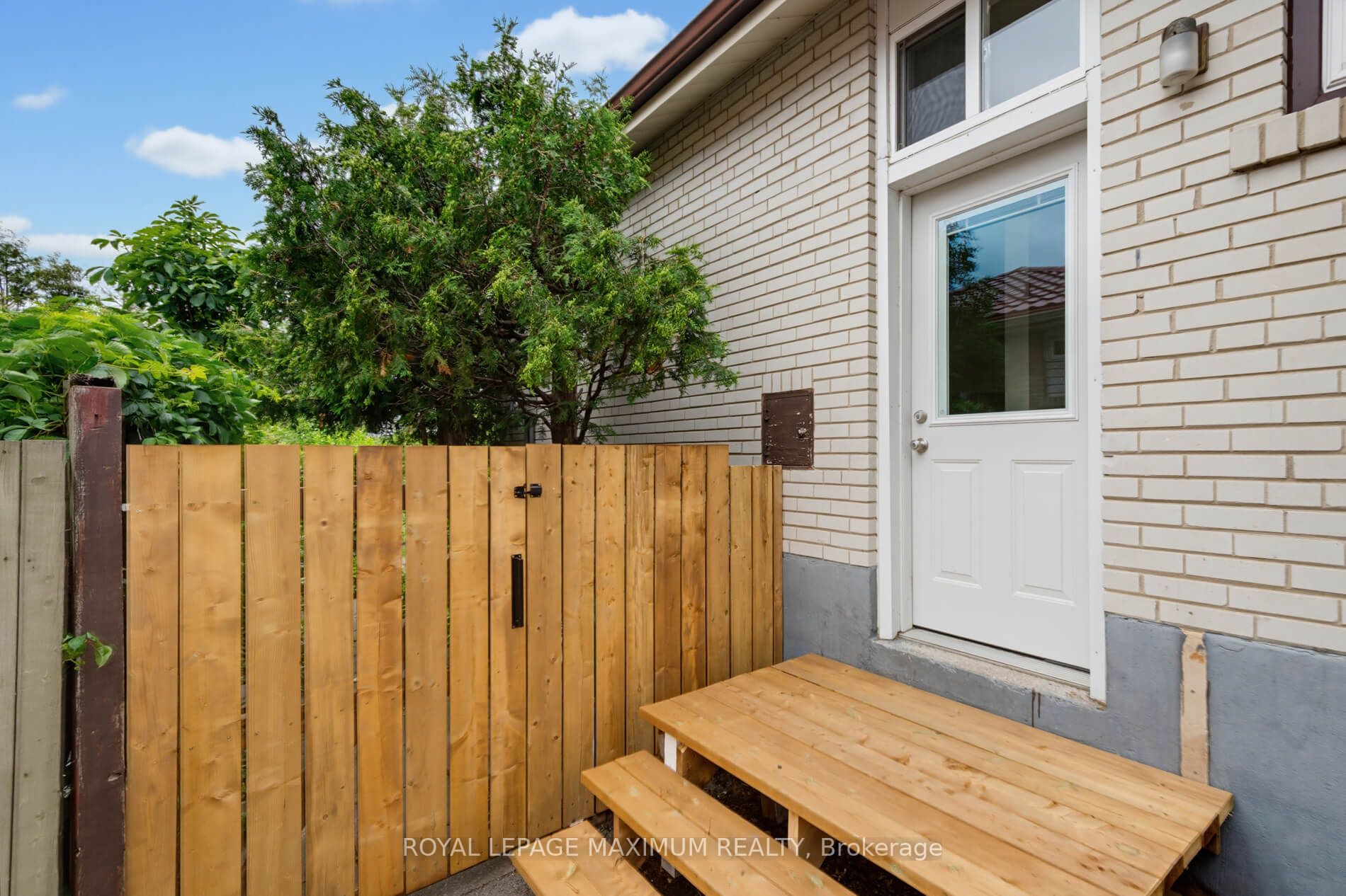 41 Strathavon Drive Property Photo 29