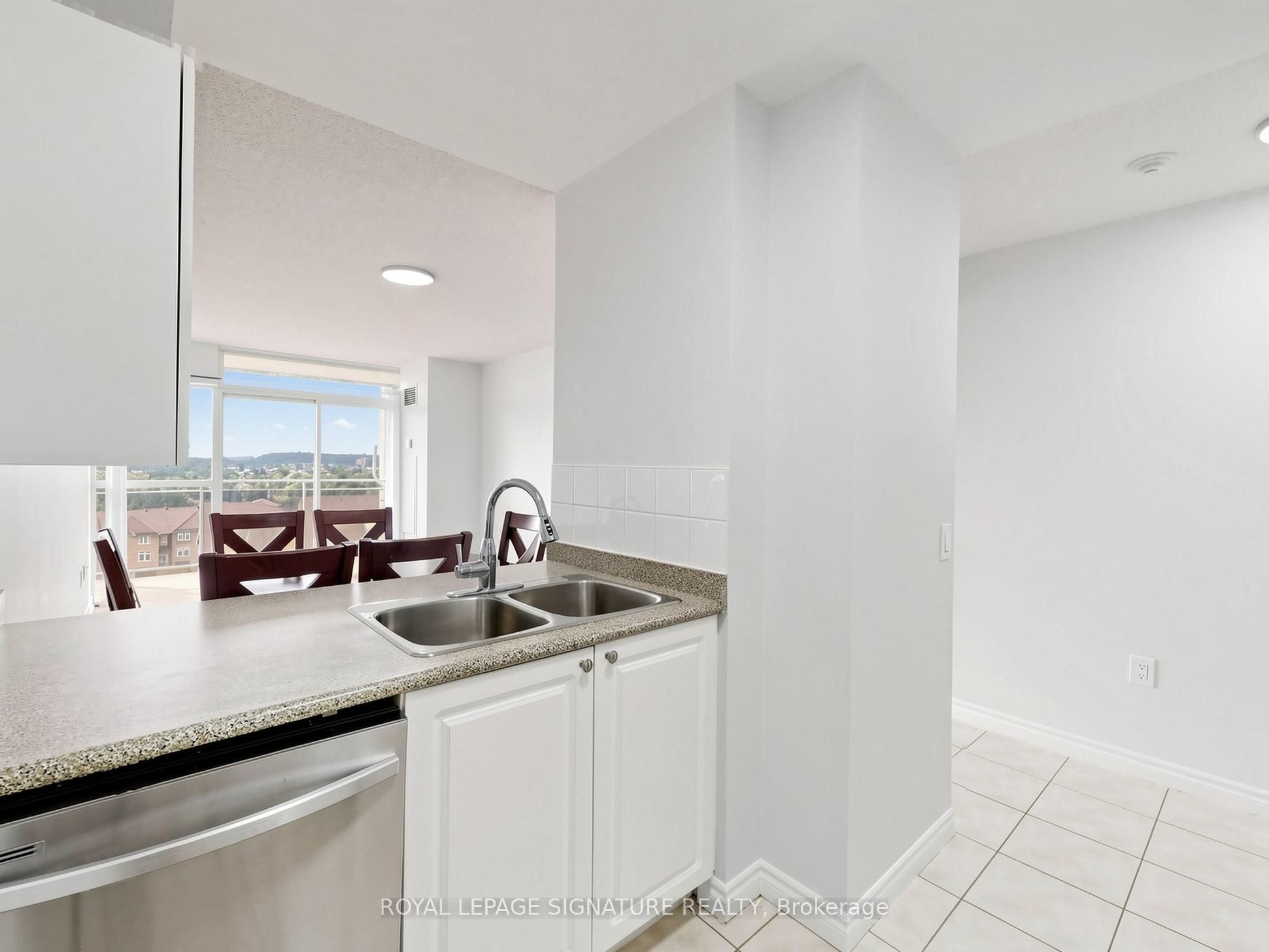 55 Strathaven Drive 708 Property Photo 21